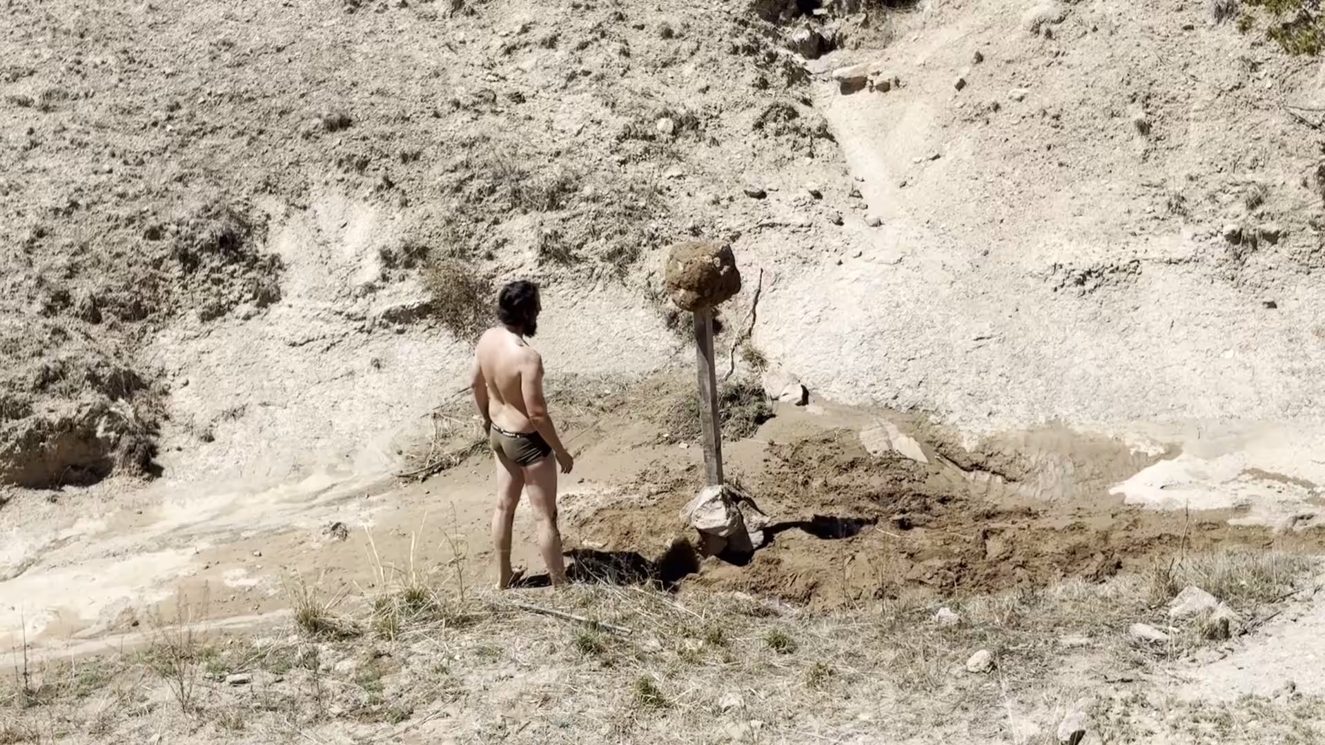 La Falsa Epifanía del Intruso | Evidencia: Timeline 1_01_14_46_05.png