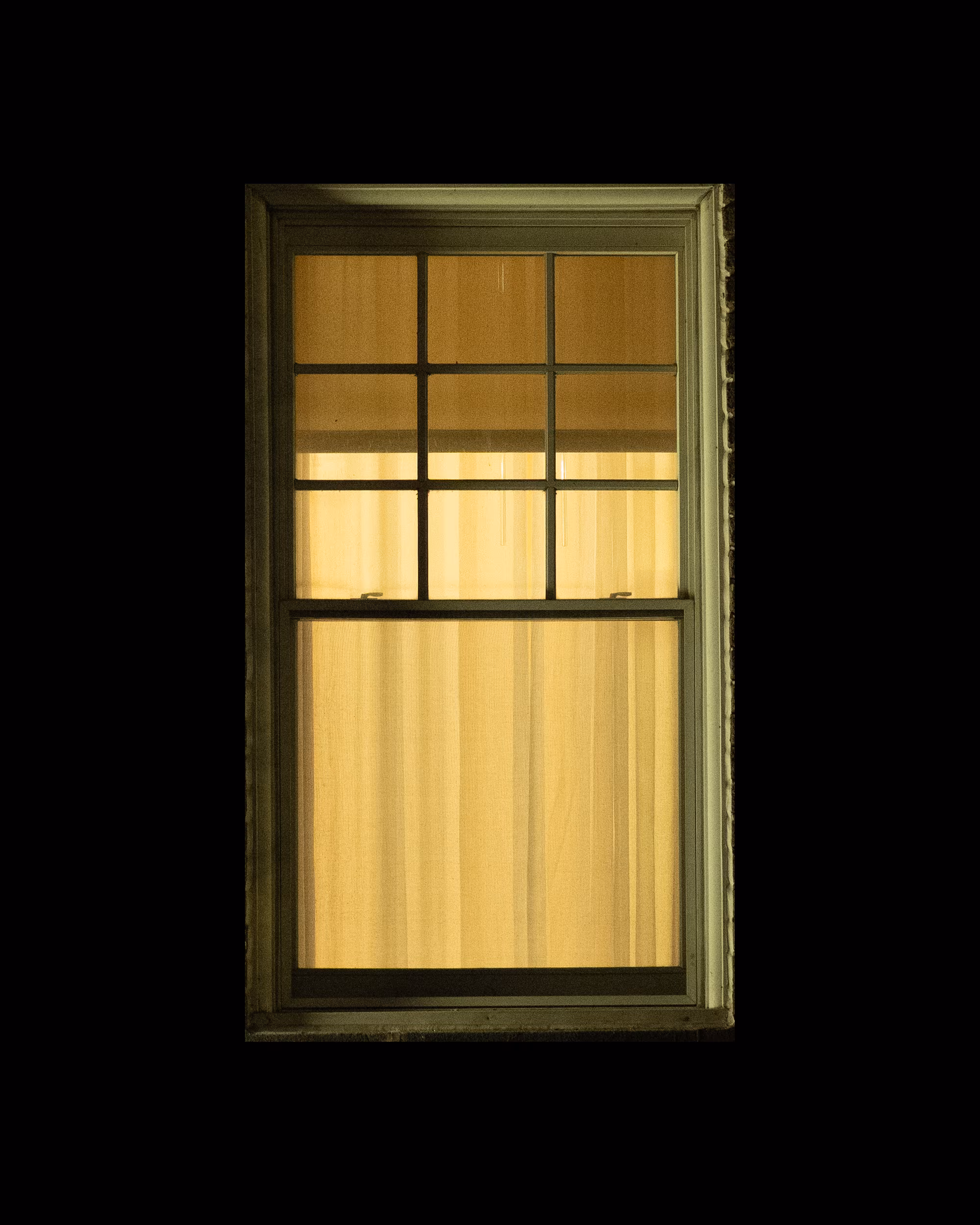 WINDOW 587