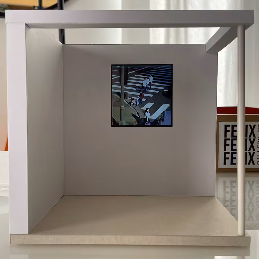 FelixFelixFelixGallery Model 1