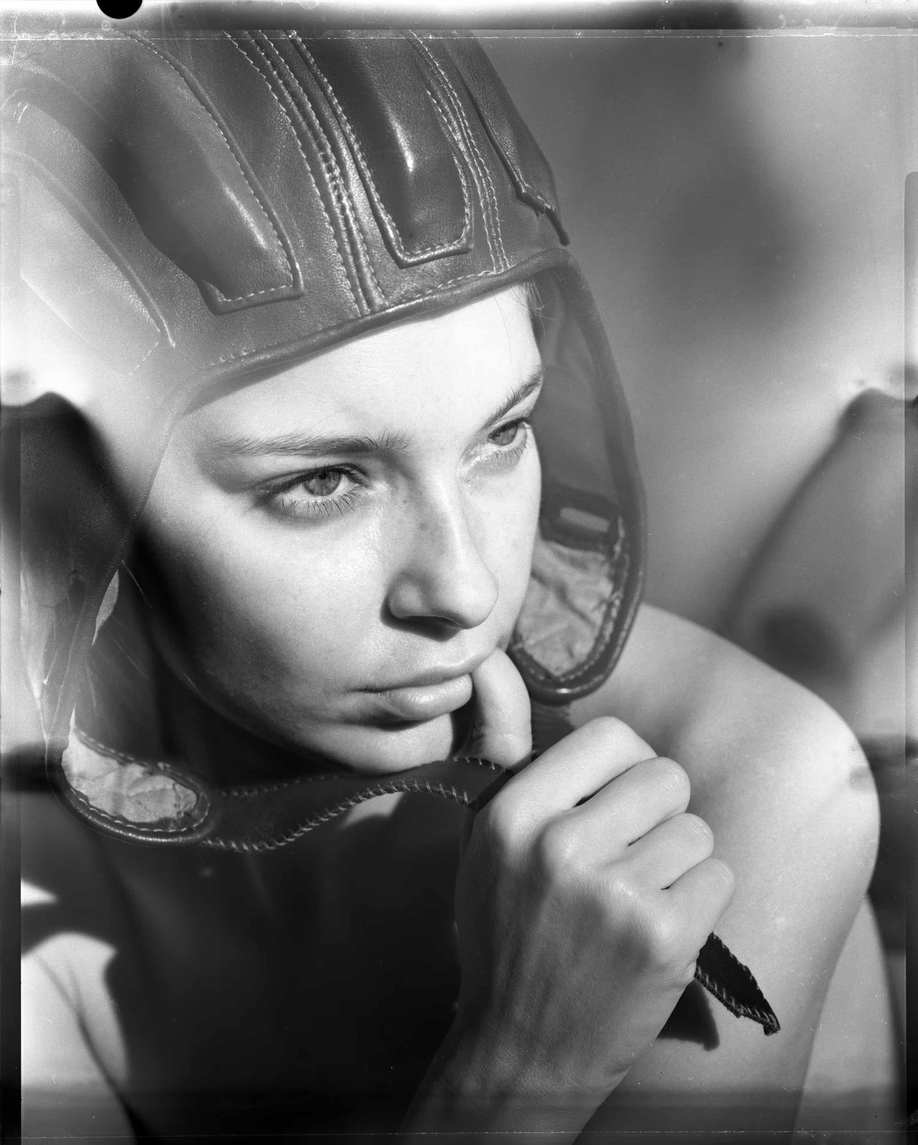 Decrypted Pin-up Anna 003