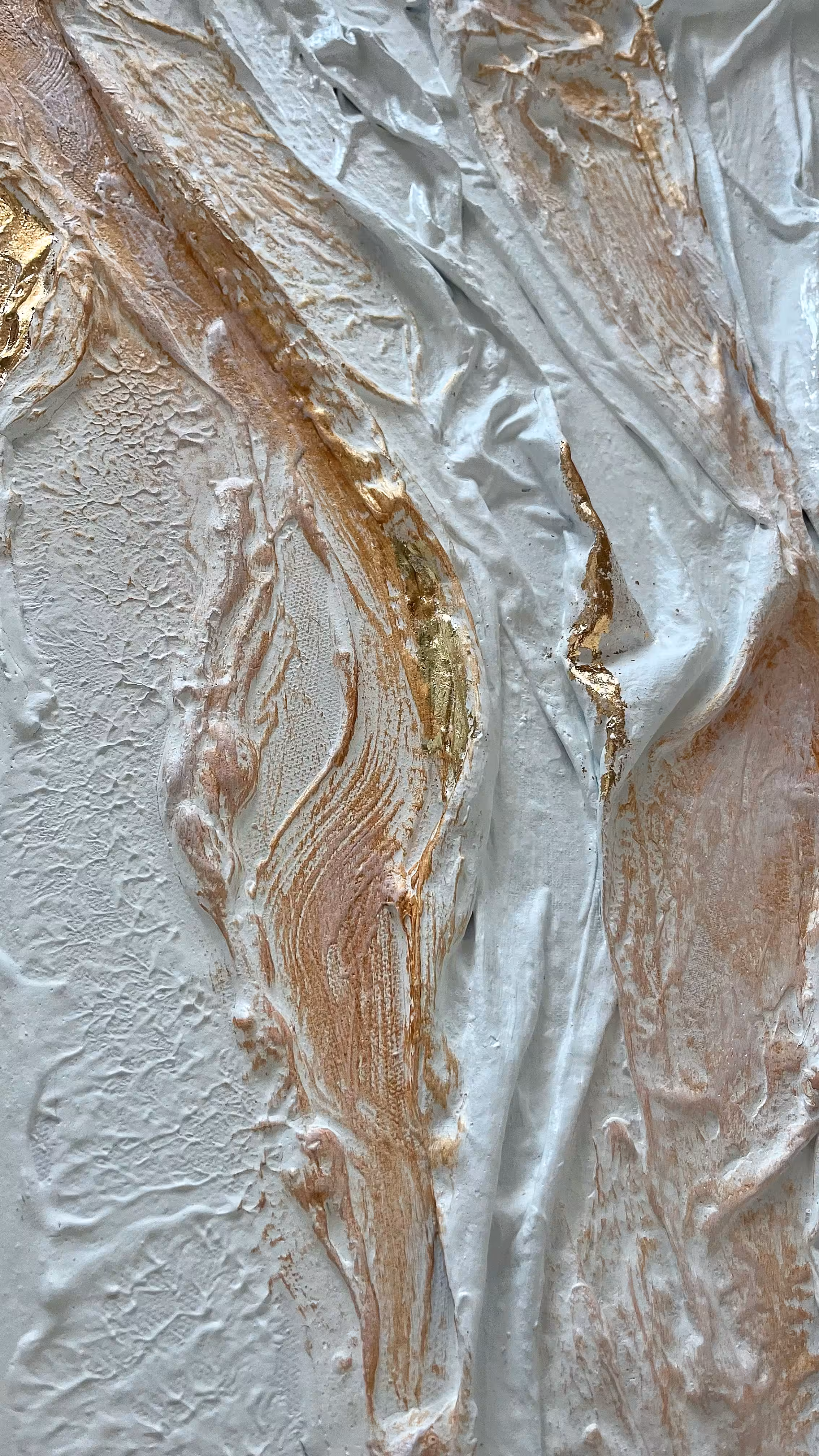 WHITE GOLD