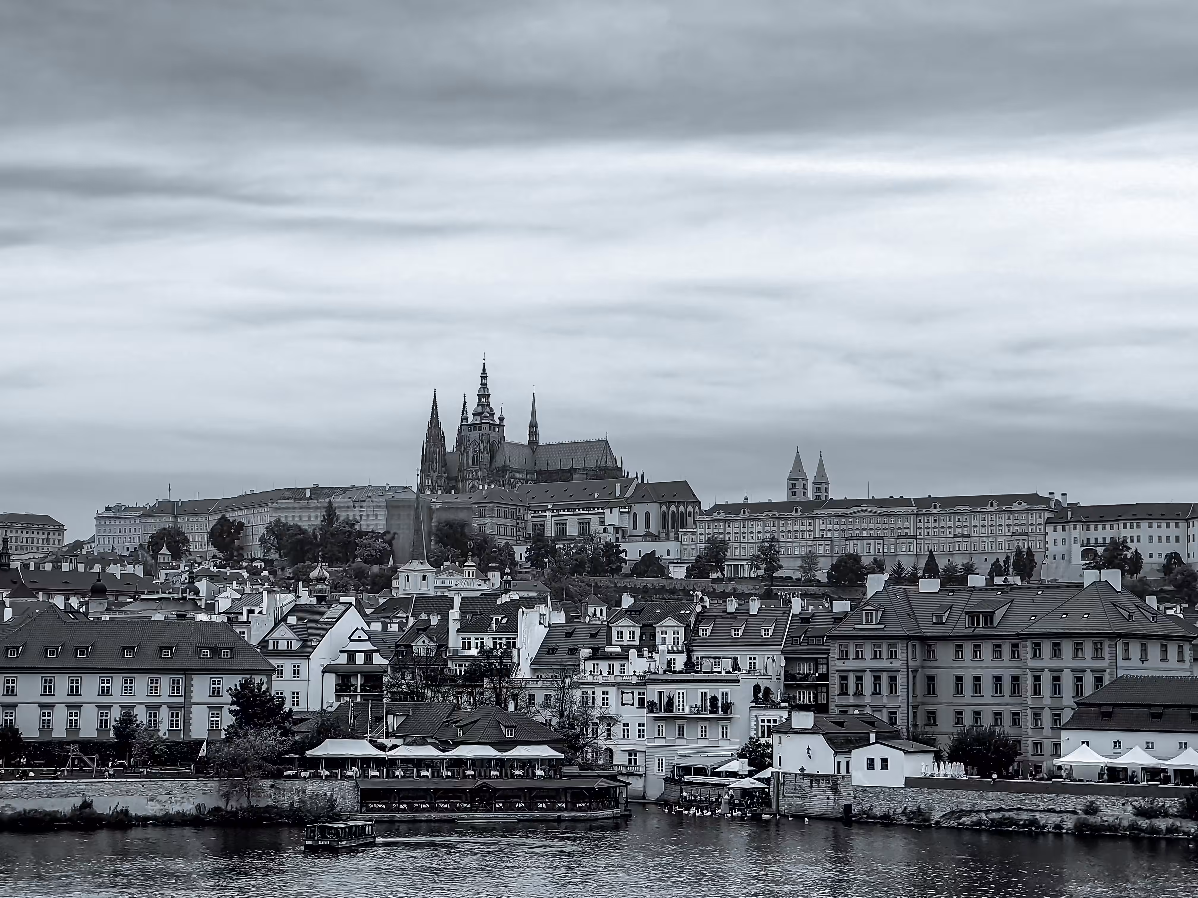 Seoul Man's World Travel Editions : Prague #2 - Collectors' Gift
