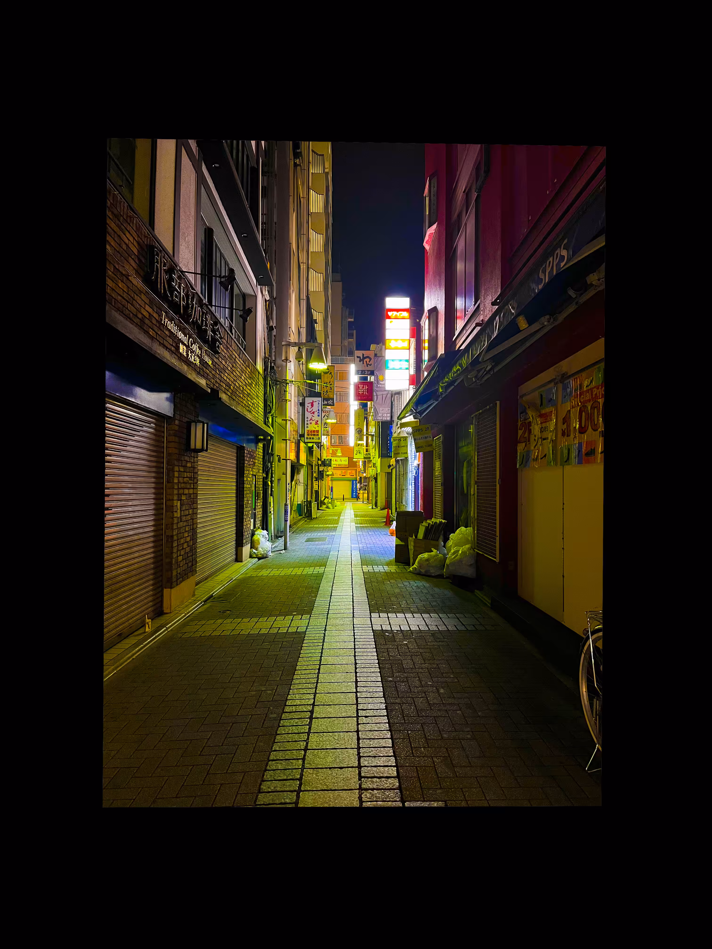 Colors_in_Midnight_03