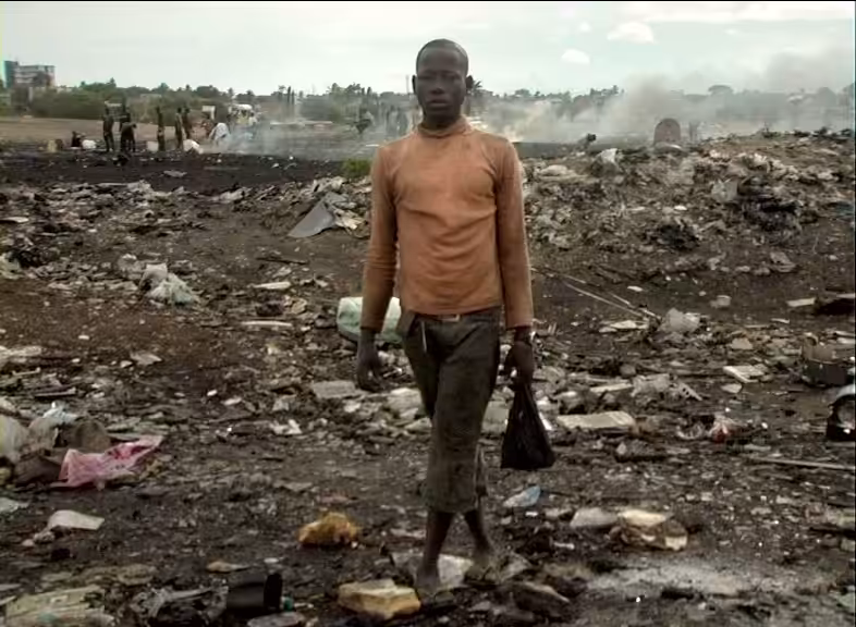 Kofi Abanga, Agbogbloshie Market, Accra, Ghana 2010 02:00