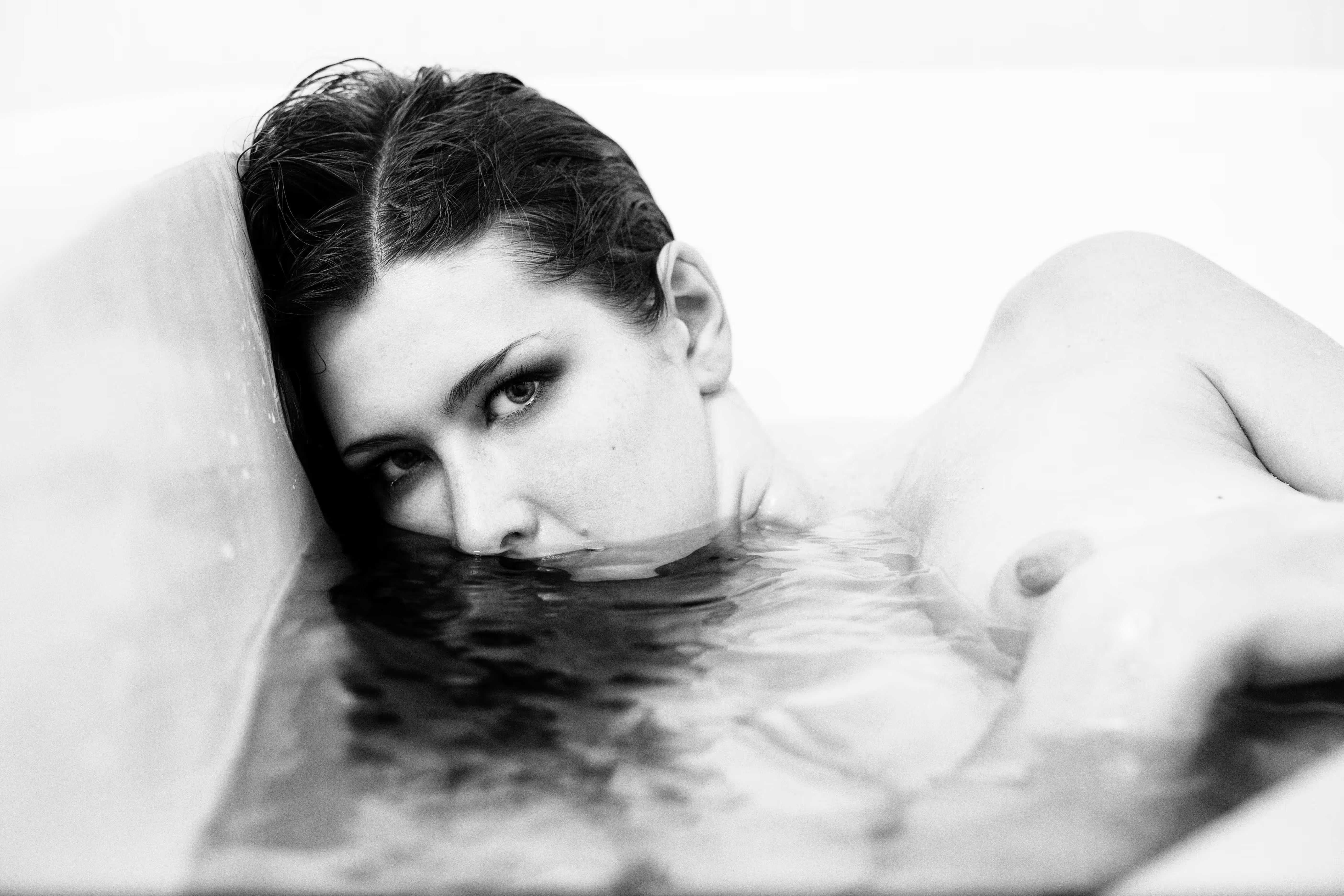 Sienna in the Bath #1