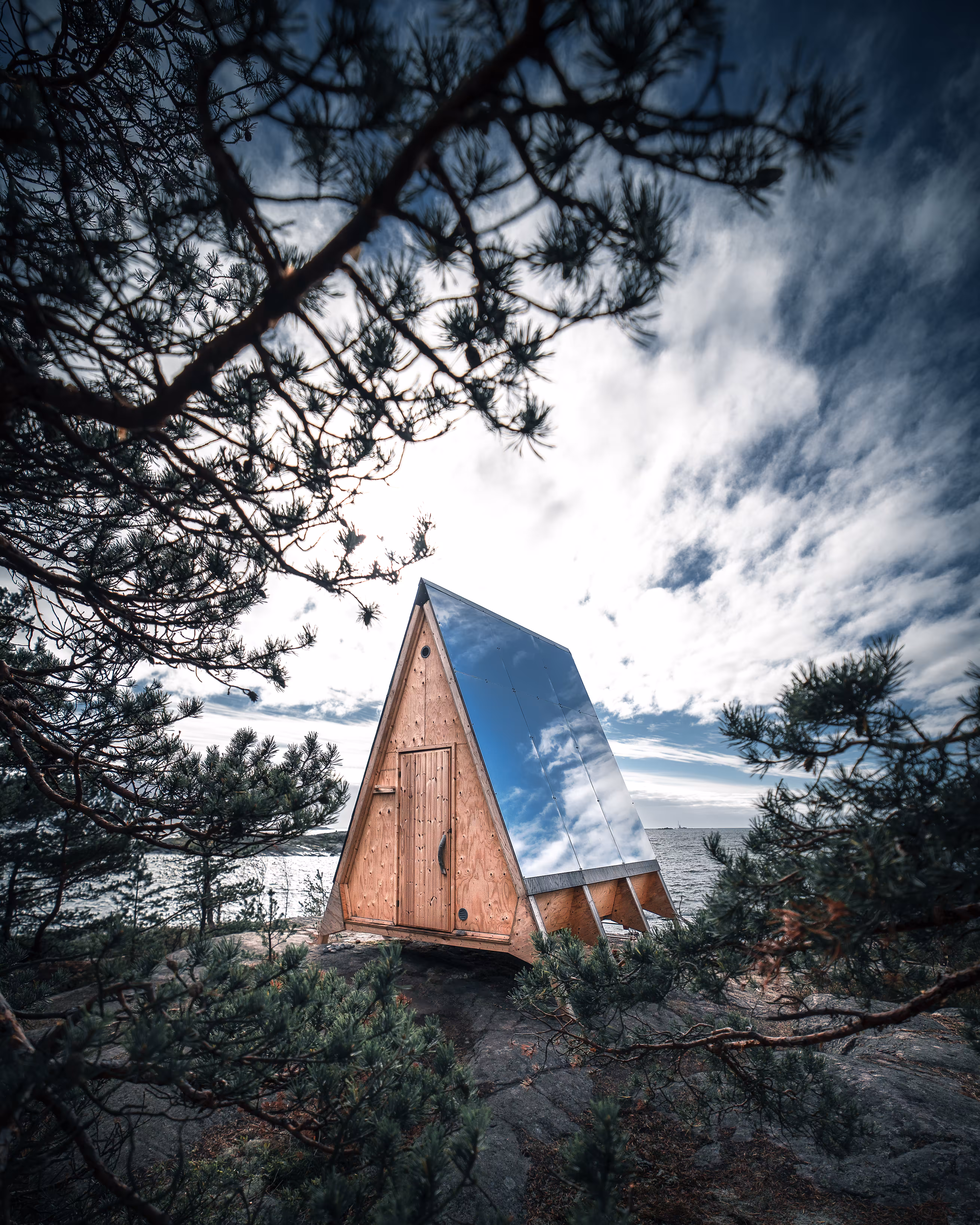 Mirror cabin