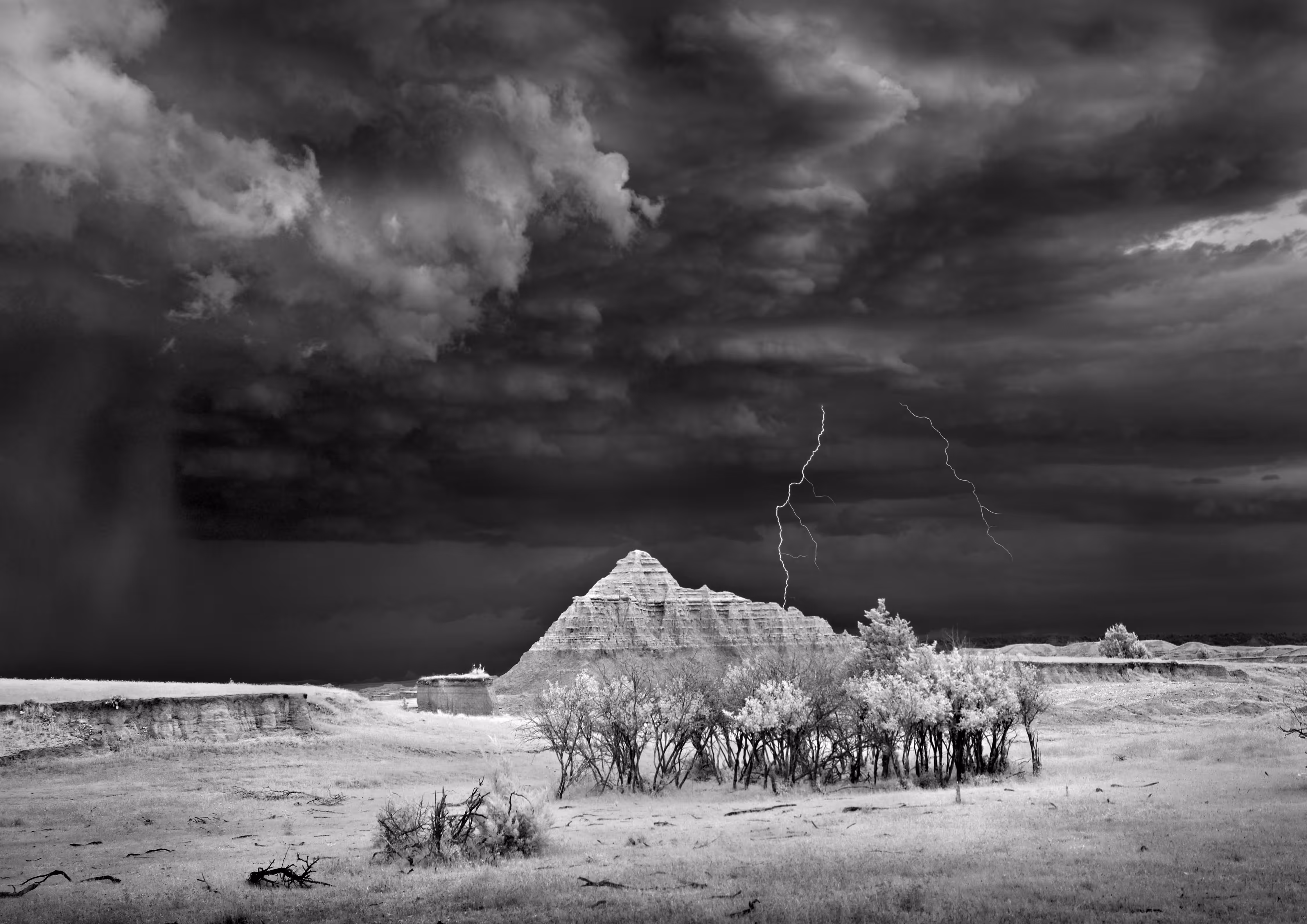 Storms - Pyramid, Badlands