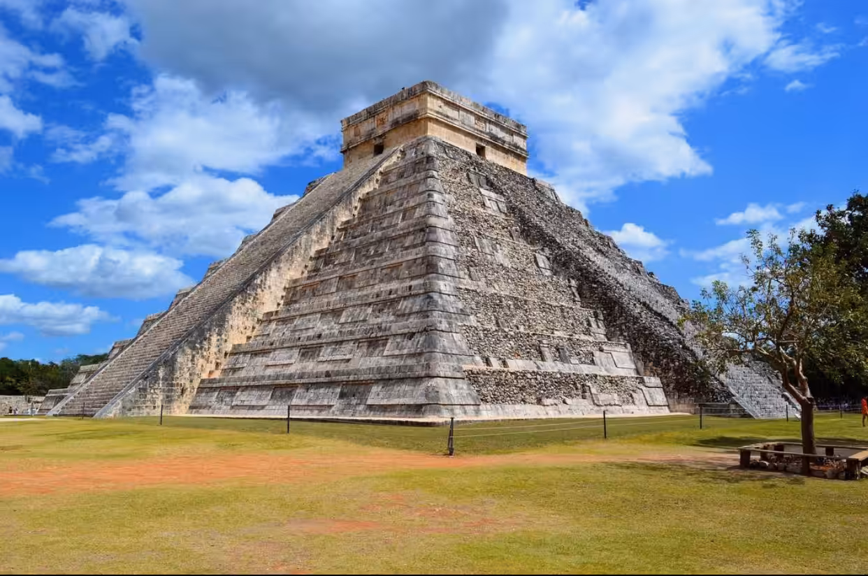 Around the world  with GingerBeard: Chichén Itzá