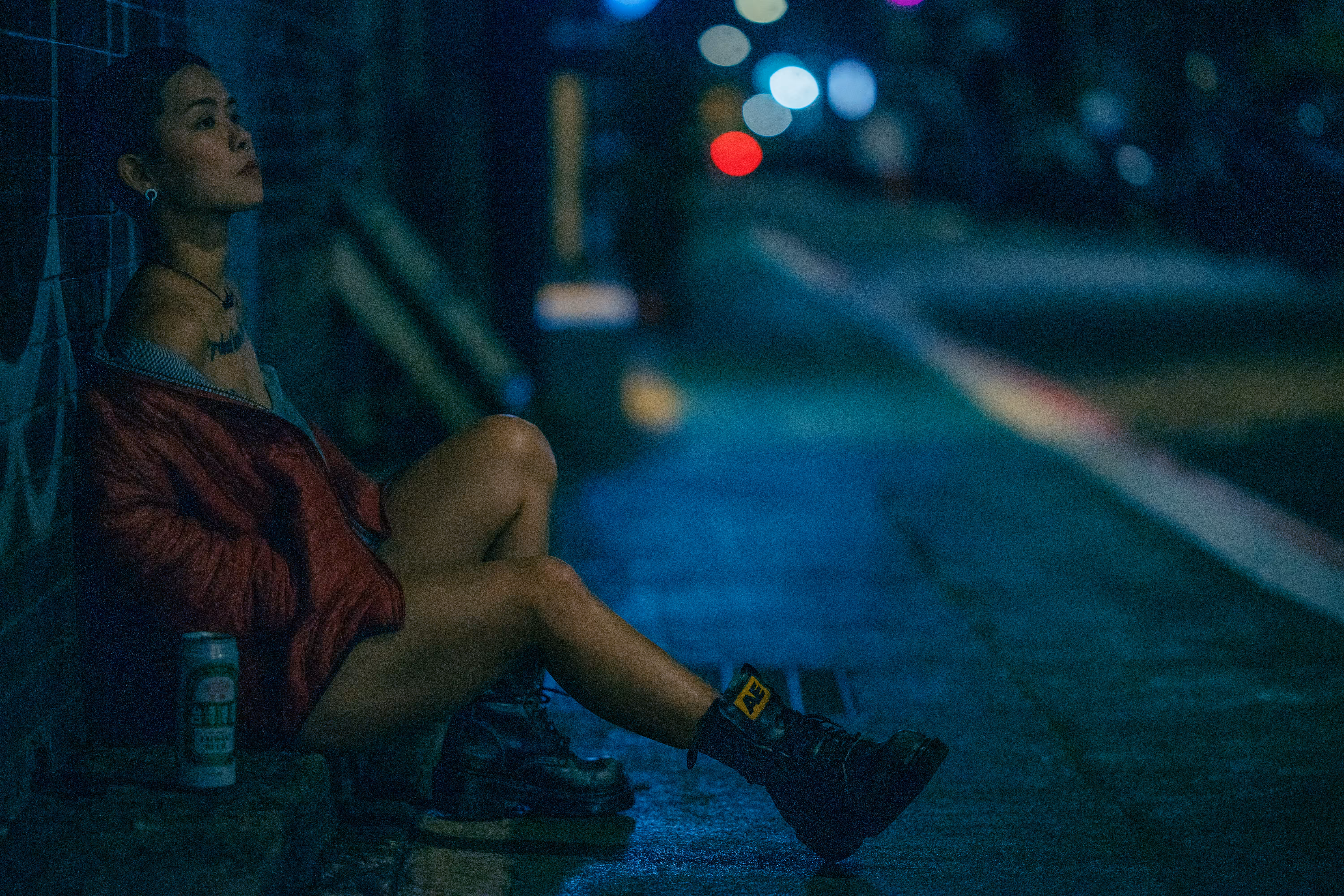 Neon Solitude 霓虹孤寂