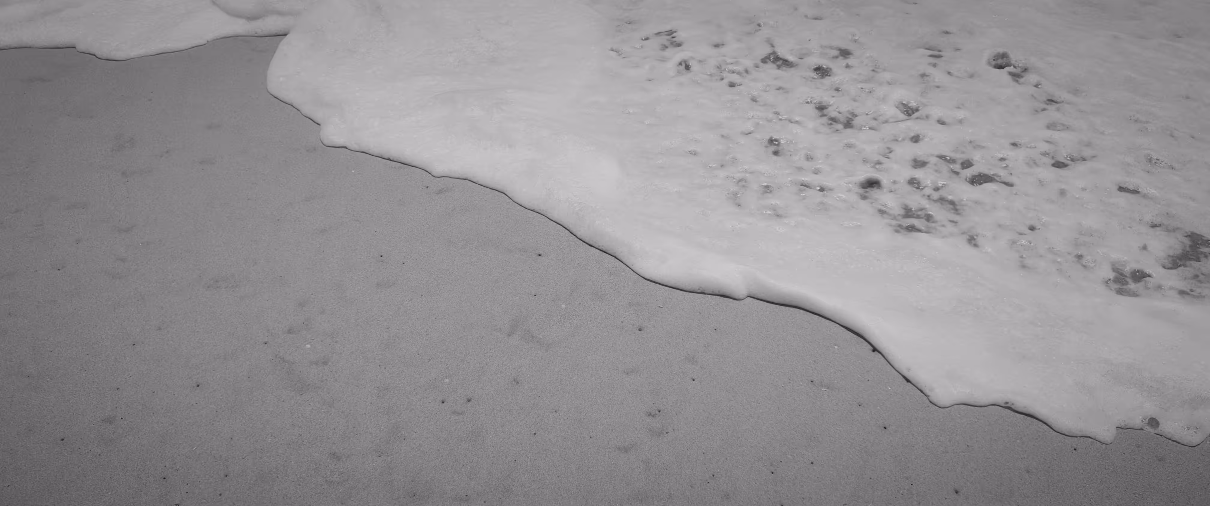 a love hate relationship with beach (1)