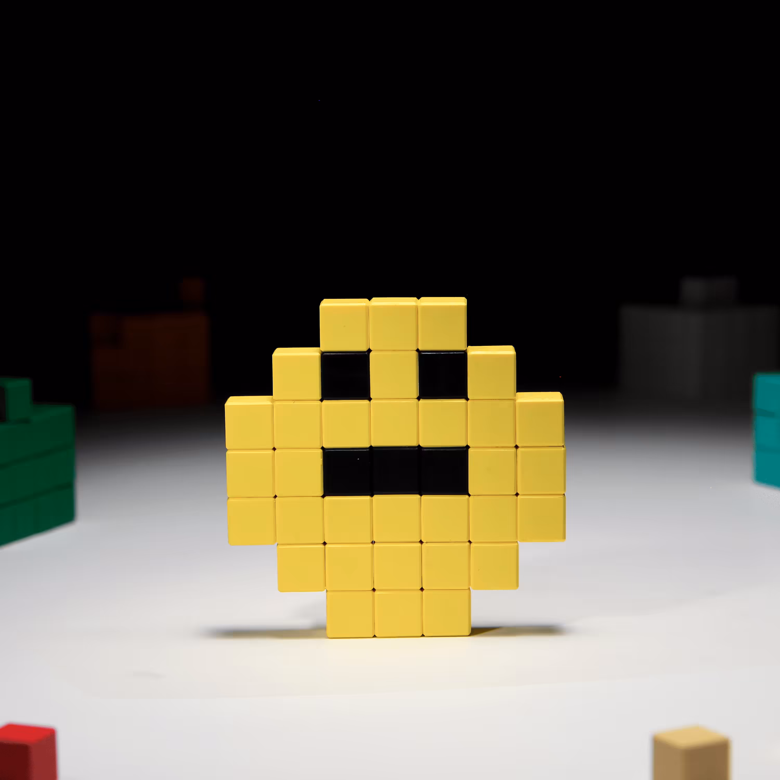 Yellow Pixel 017 Phase
