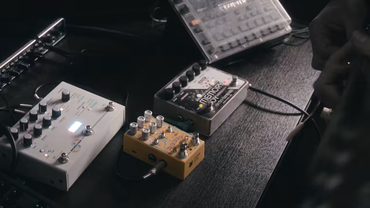 #061 ambient gtr