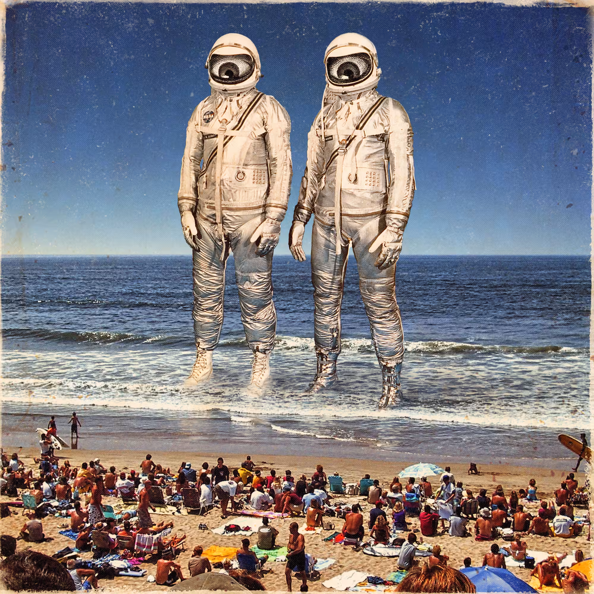 Astro Cuts #001 Visitors