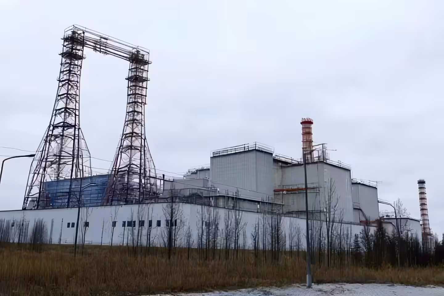 Roope Rainisto - Man Tends The Controls Of The Chernobyl Nuclear Plant And Causes A Nuclear Meltdown And Is Rather Nonchalant About It