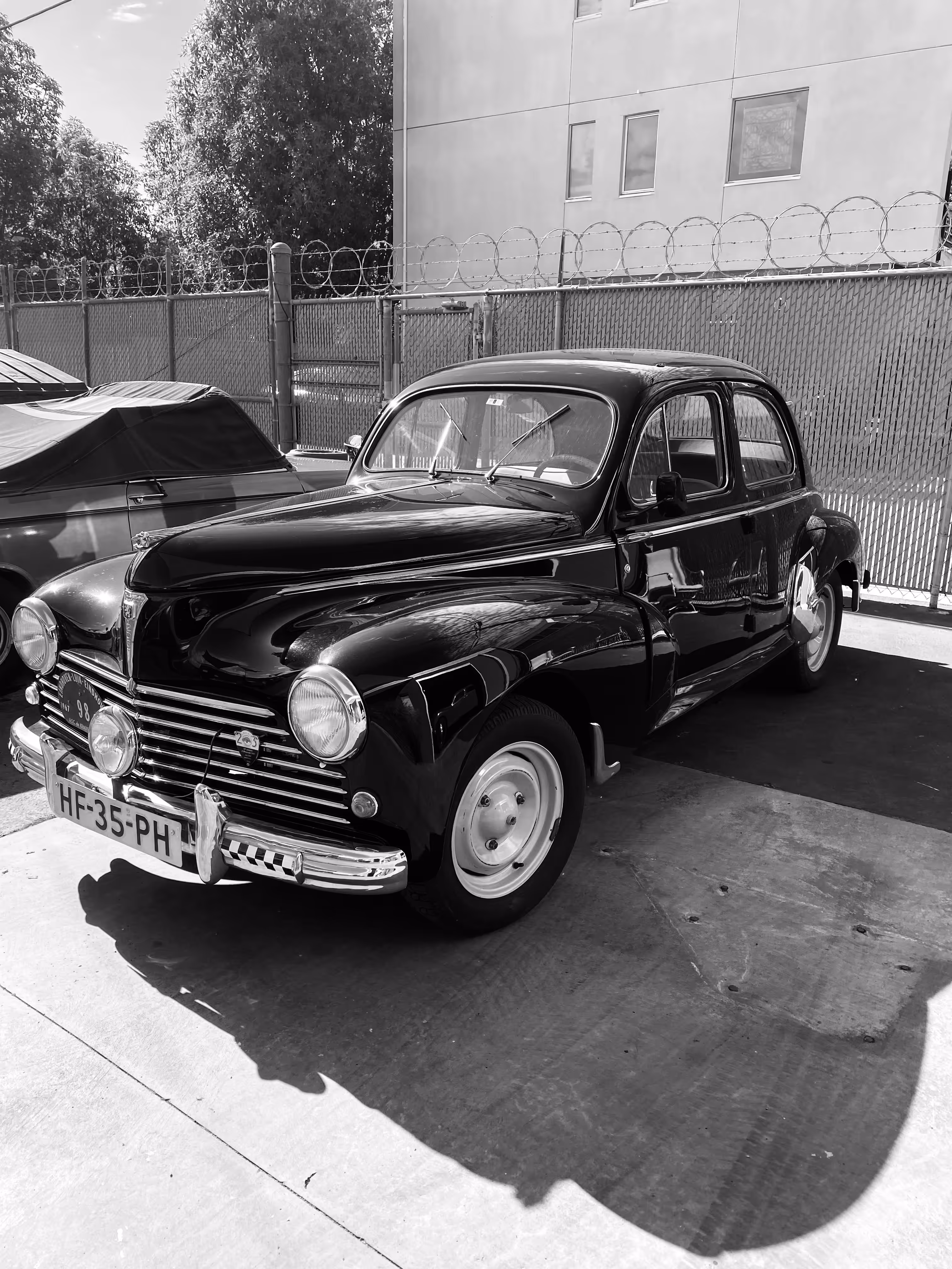 Renault 4CV