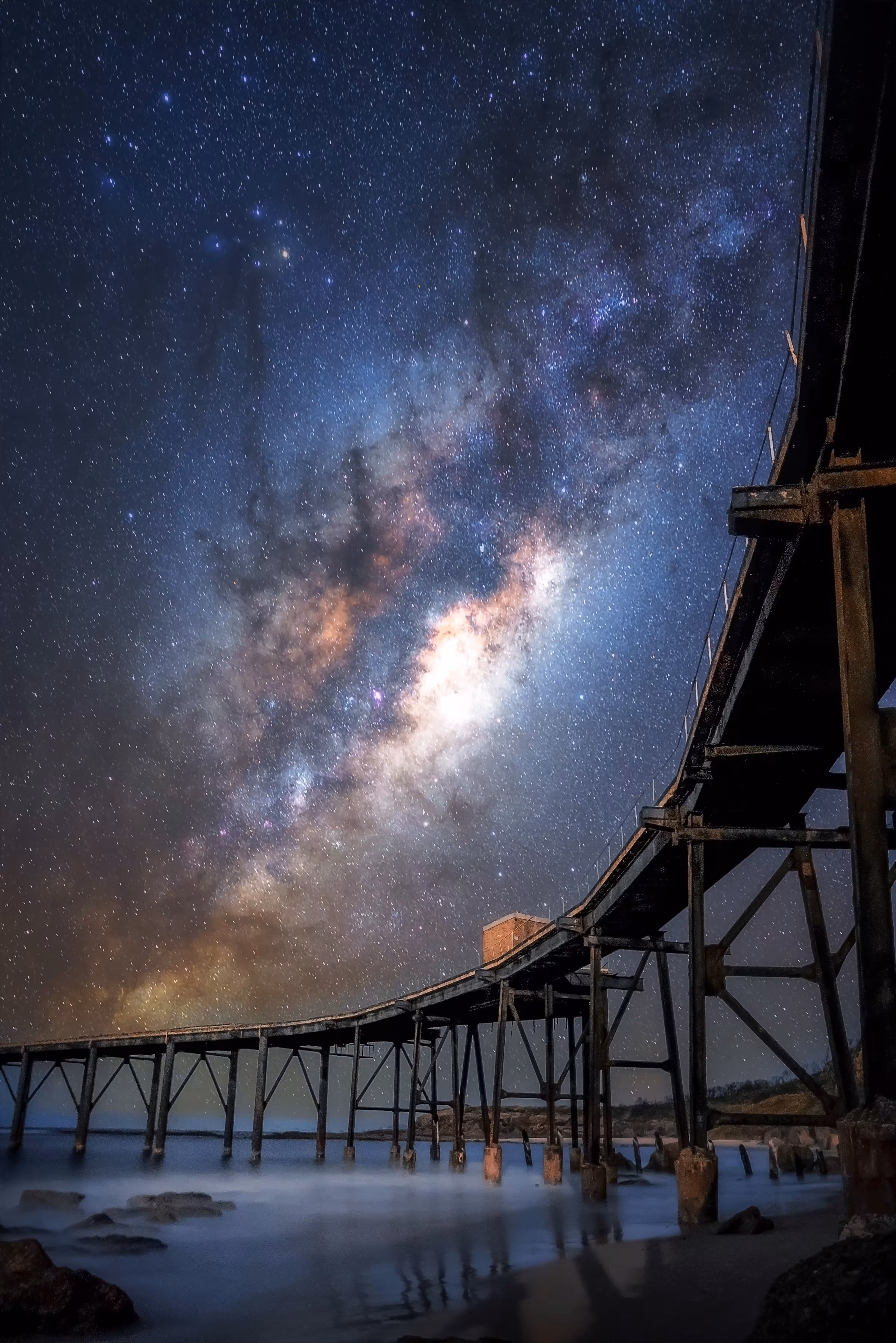 In Sight of Stars: Pier