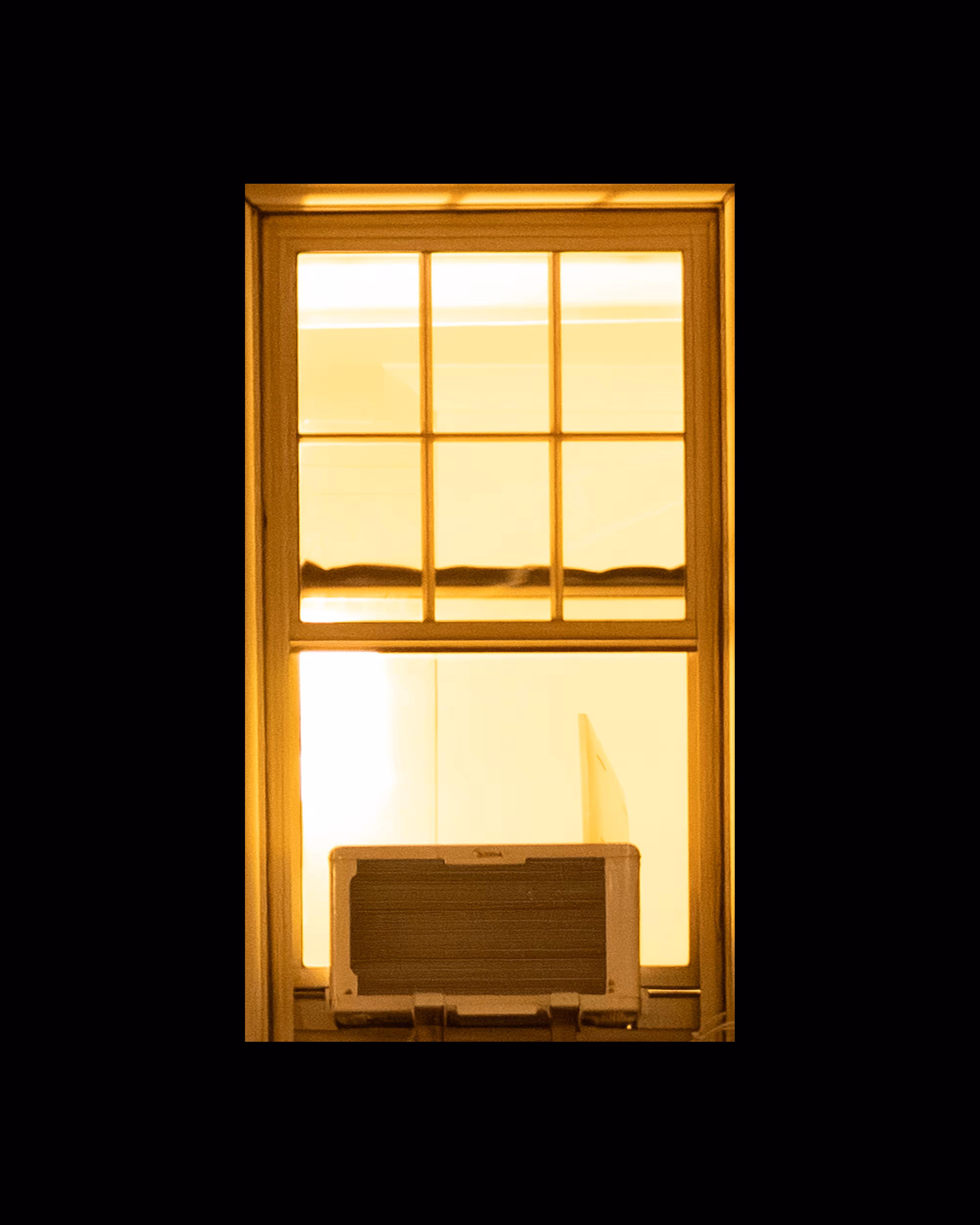 WINDOW 715