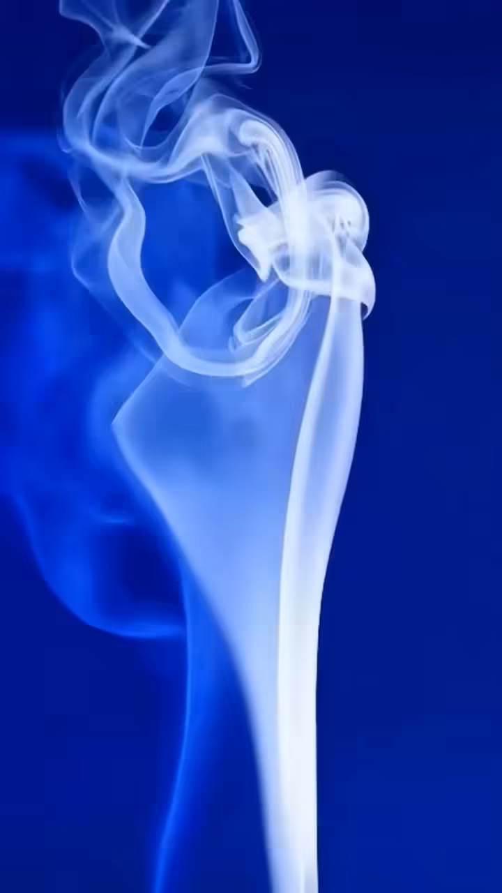 723 (smoke)