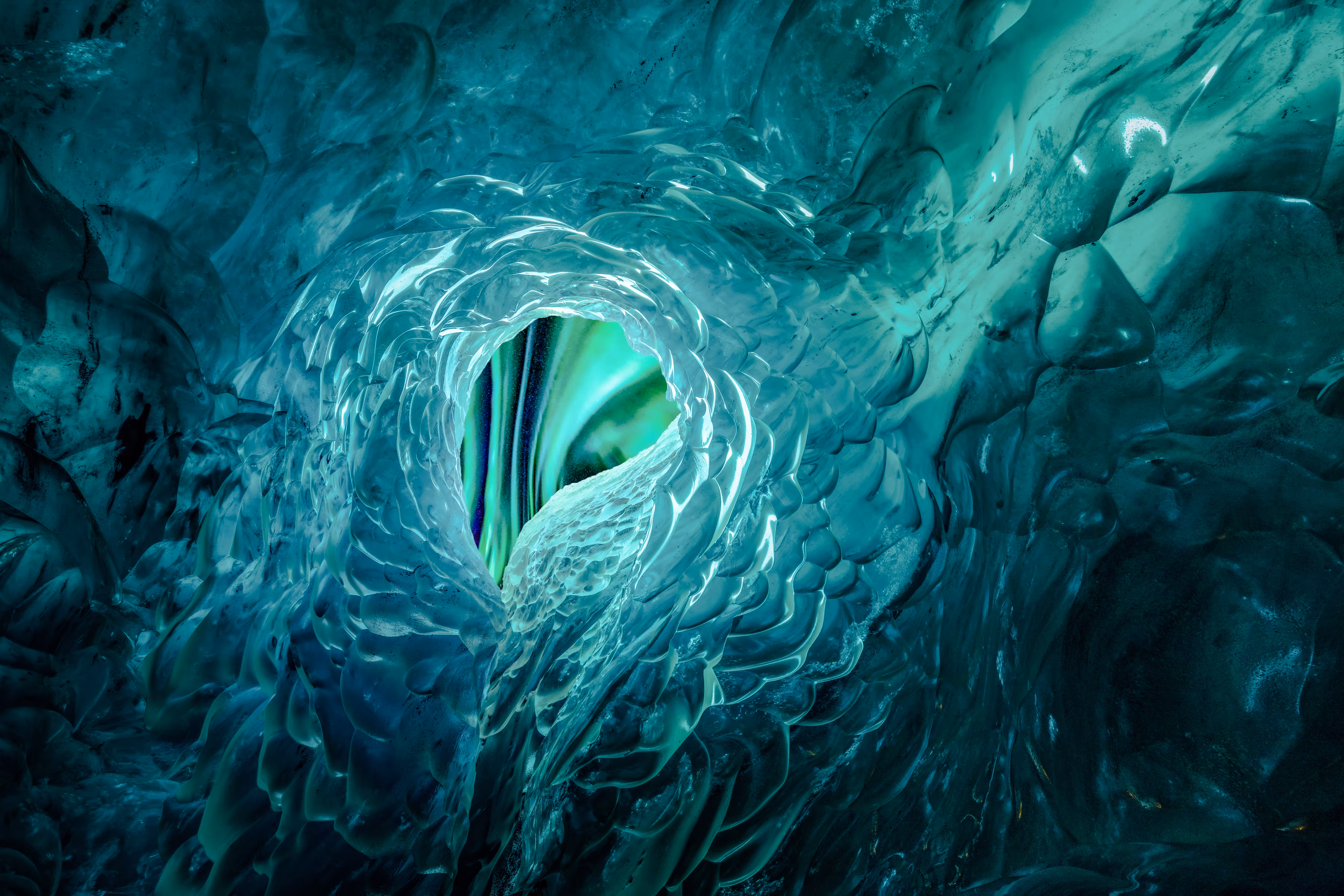 Aurora Cave 