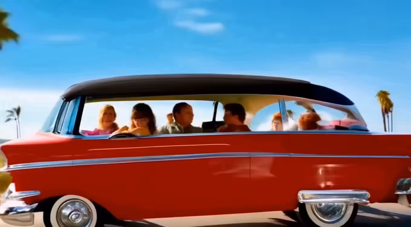 005 = RED + BALLOON + BEACH DRIVE