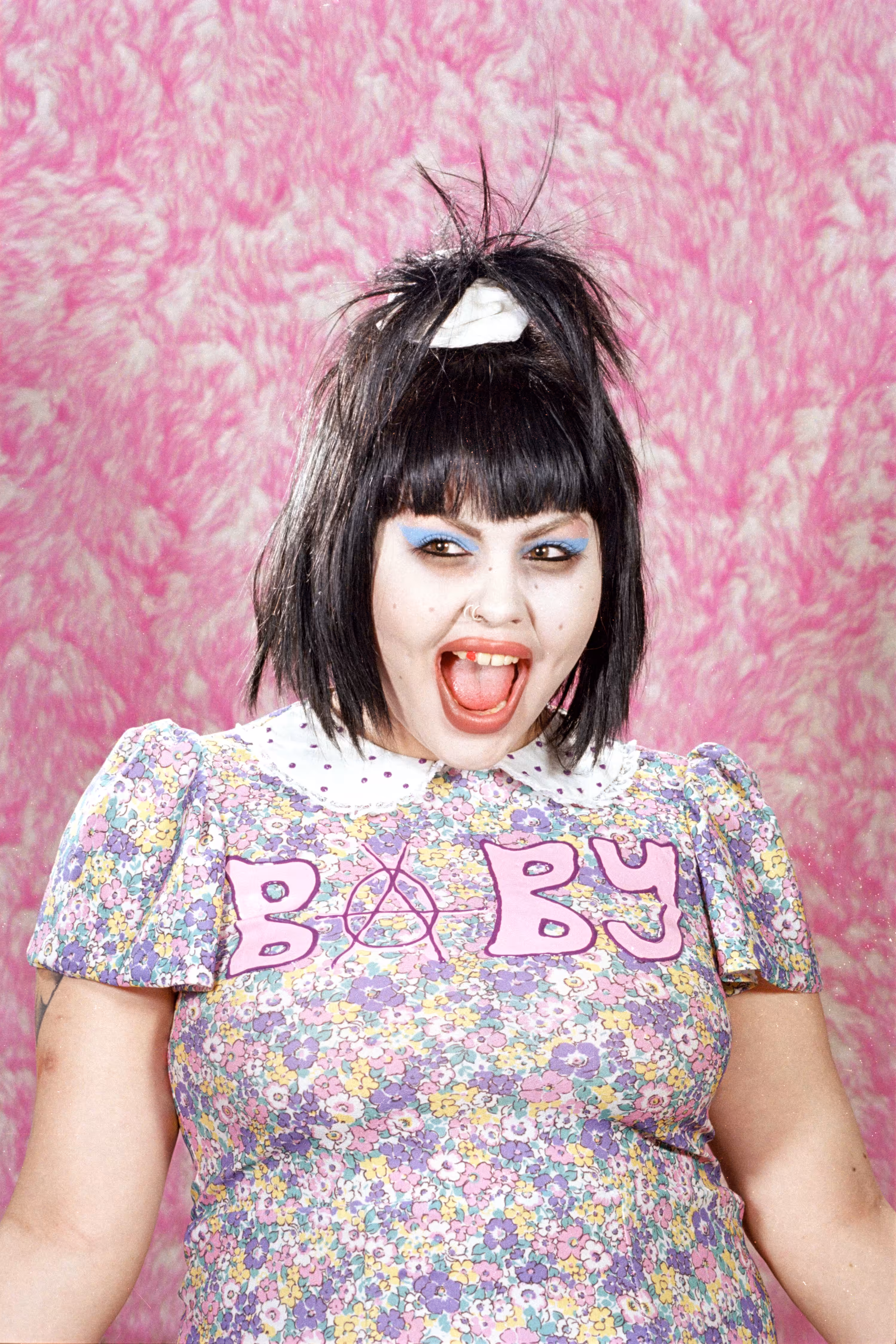 ICONS - I'm the Baby / Moe Guinevere