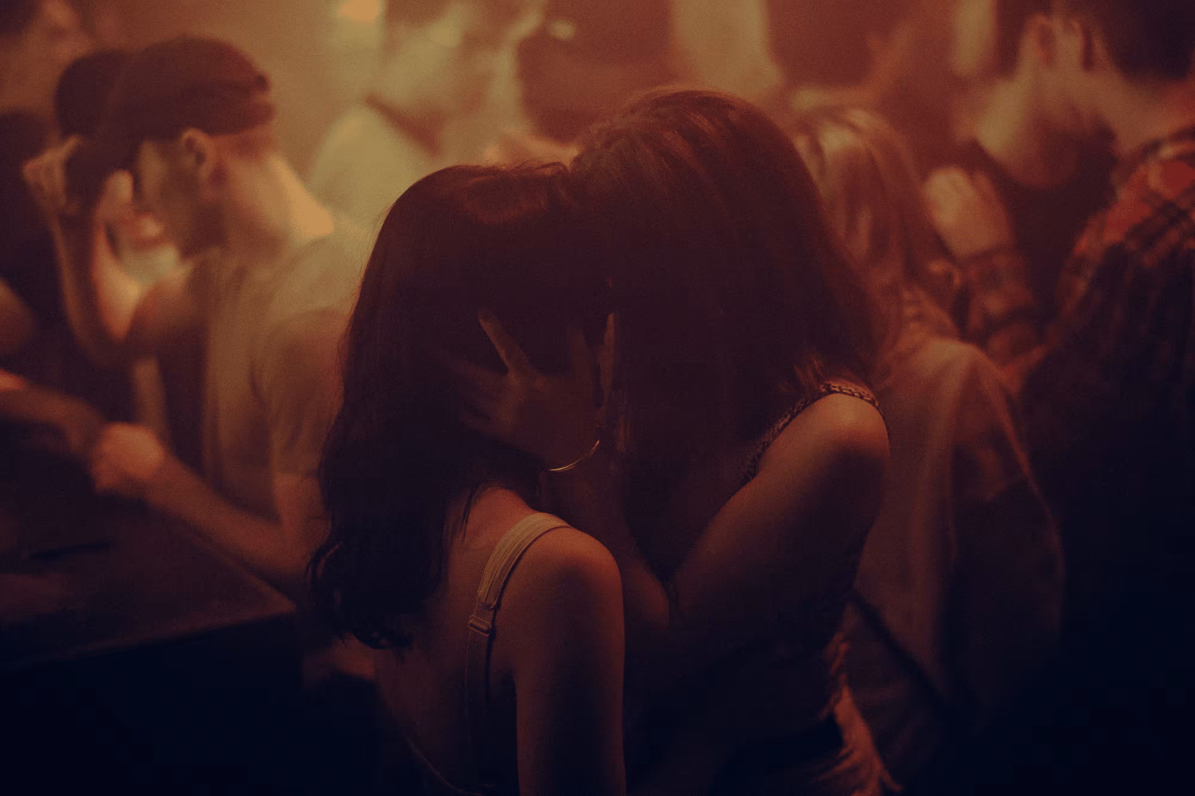 Mutuals #30 - Public Intimacy