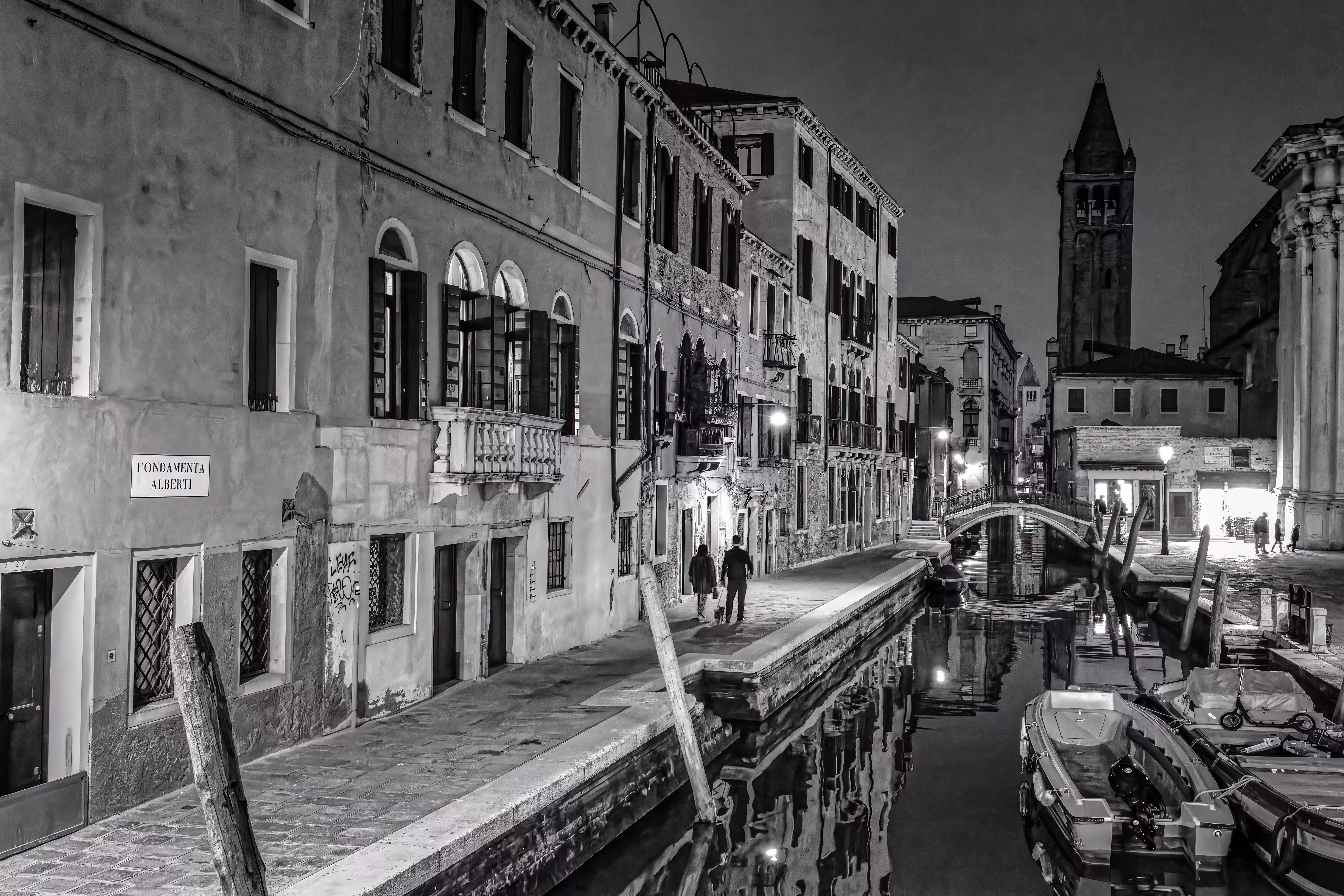 The Light I Found – Fine Art Photography: Venetian Streets at Night
