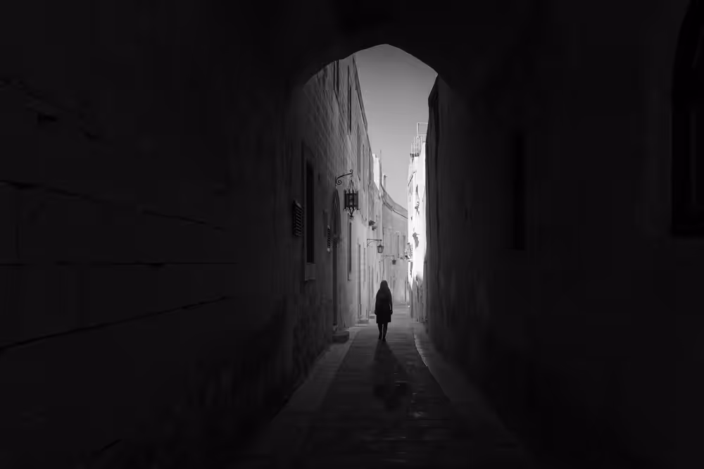 Dark Passage