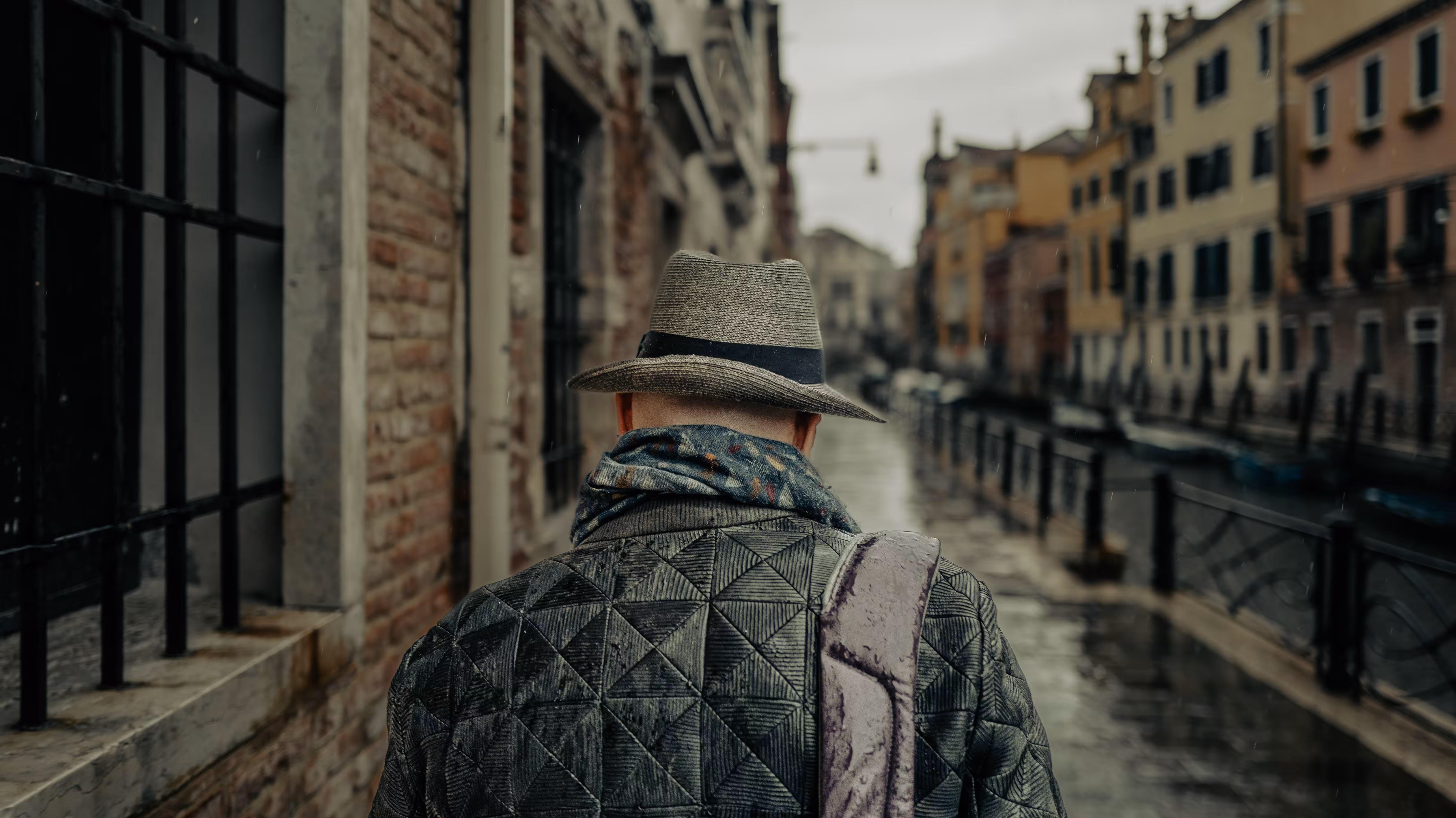 City Hats 437