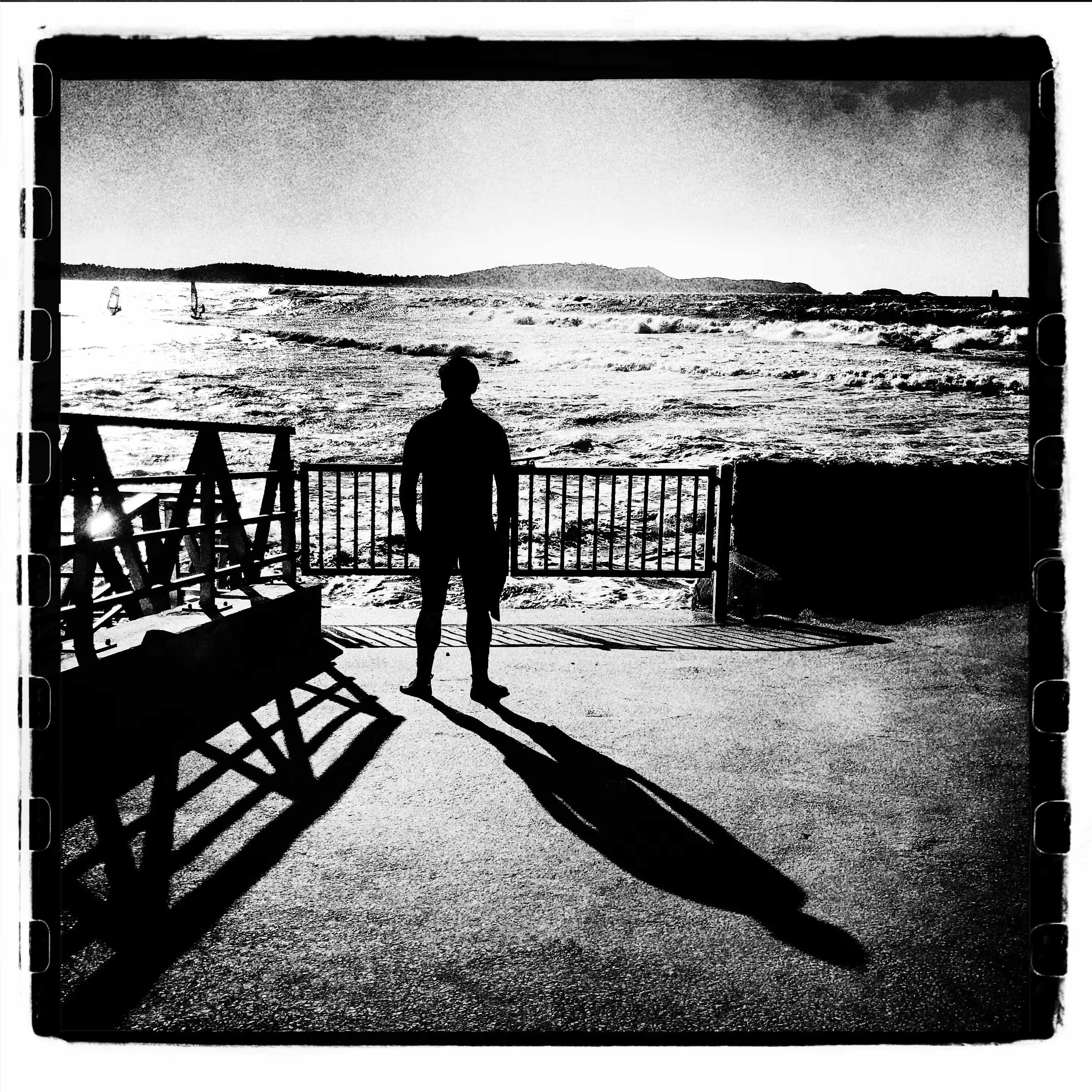 FACE À LA MER - Almanarre (1/1)