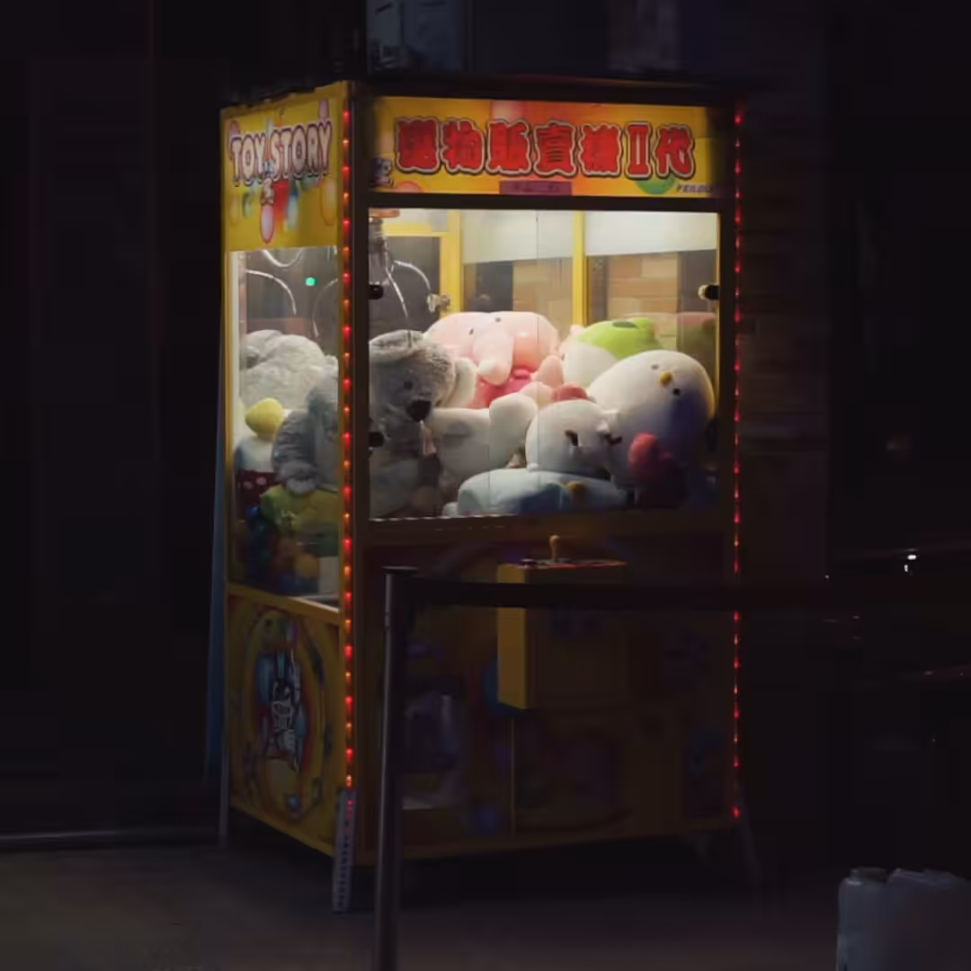 Lock-in Vending Machine 046