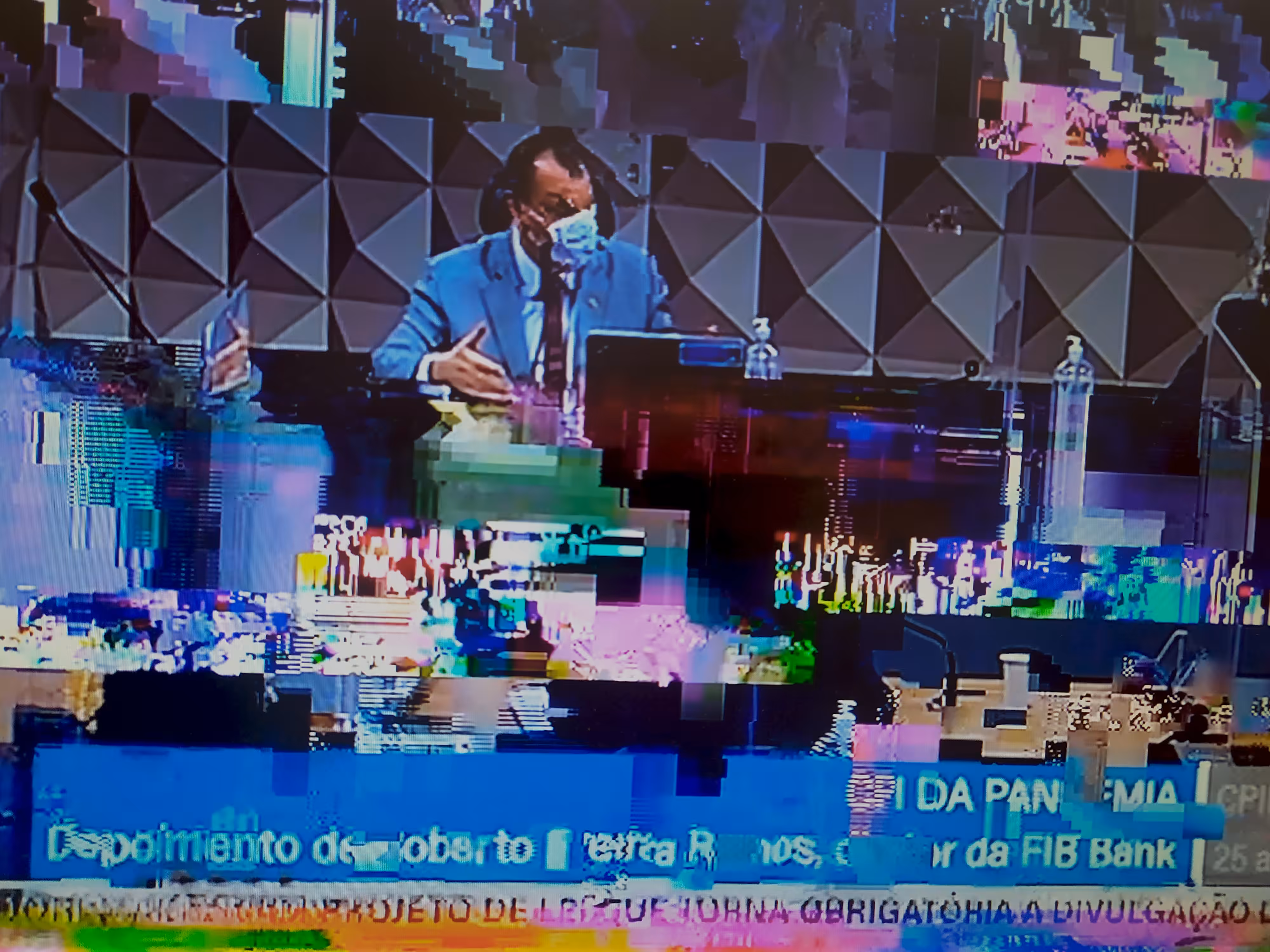 CPI - Theremin Vídeo Glitch - 5 (48a sessão)