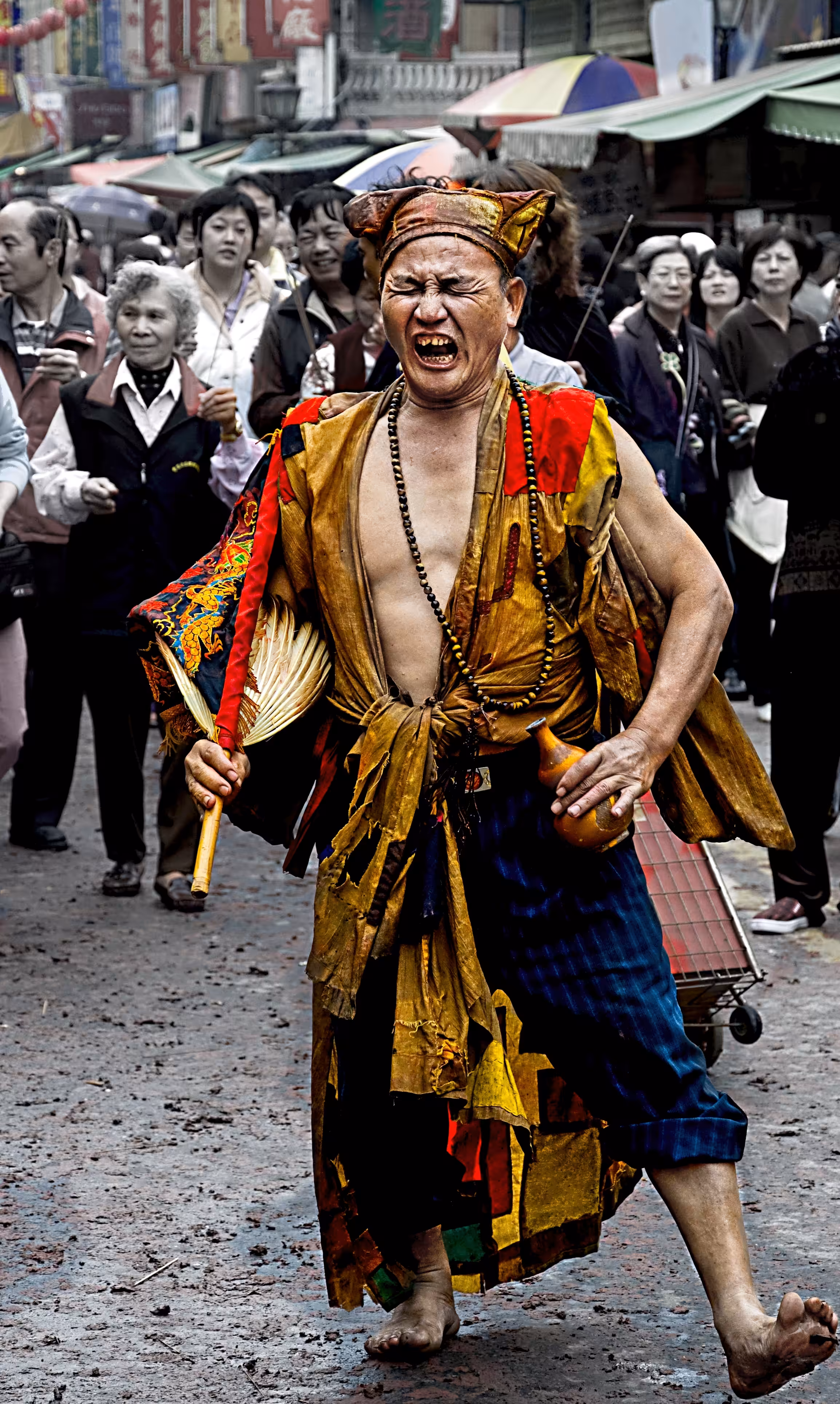 Jigong 'The Drunken Monk', Taiwan - Spirit Mediums 5