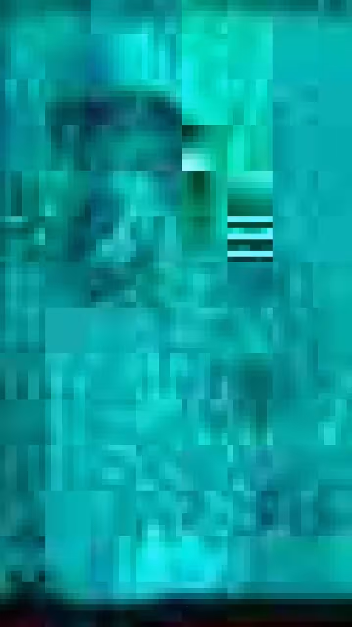 Rodeo posts: M̶̟͠͝o̶͟ò̷̩̓n̷̹🌘