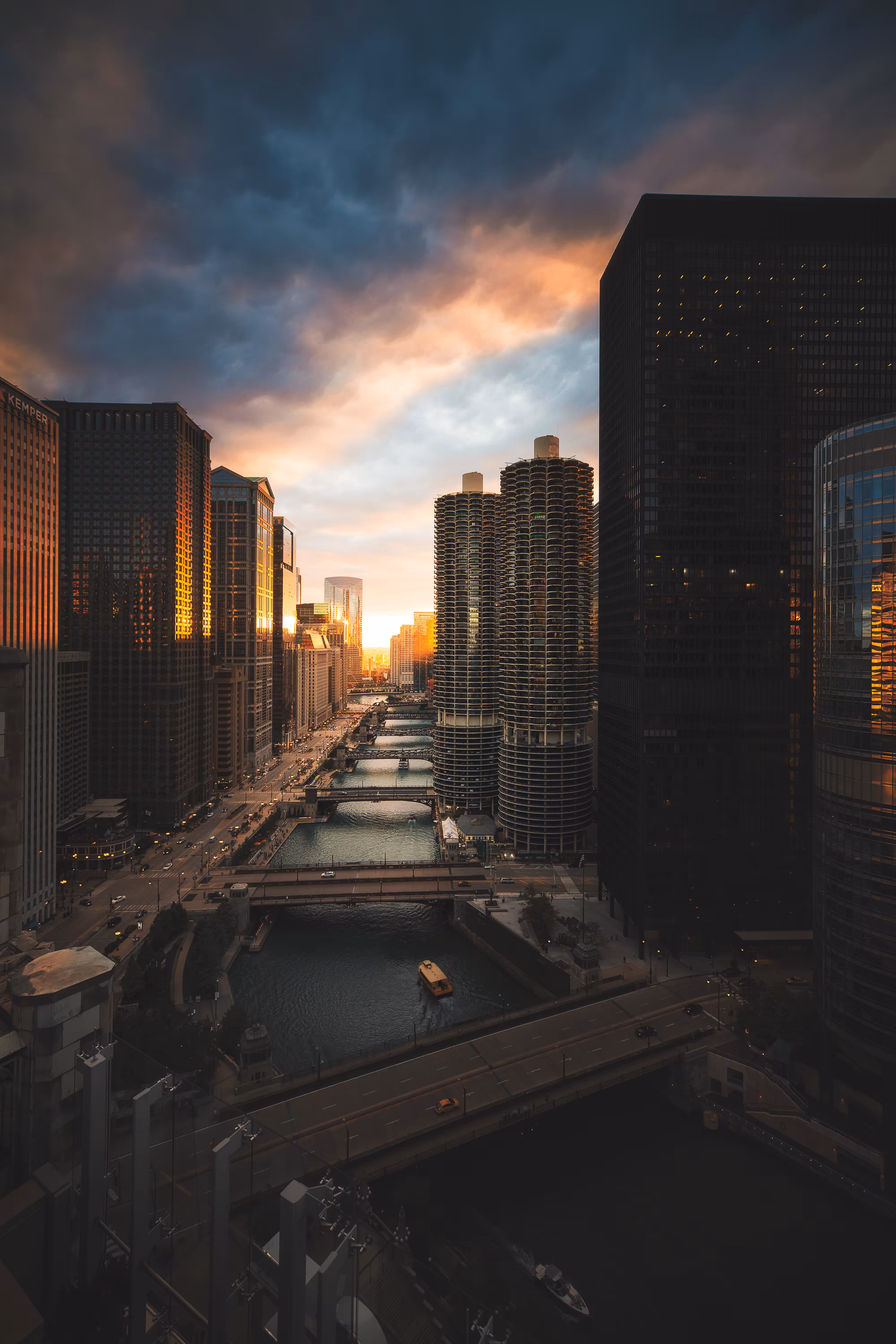 Chicago Origins #004. Overlooking the Chicago River