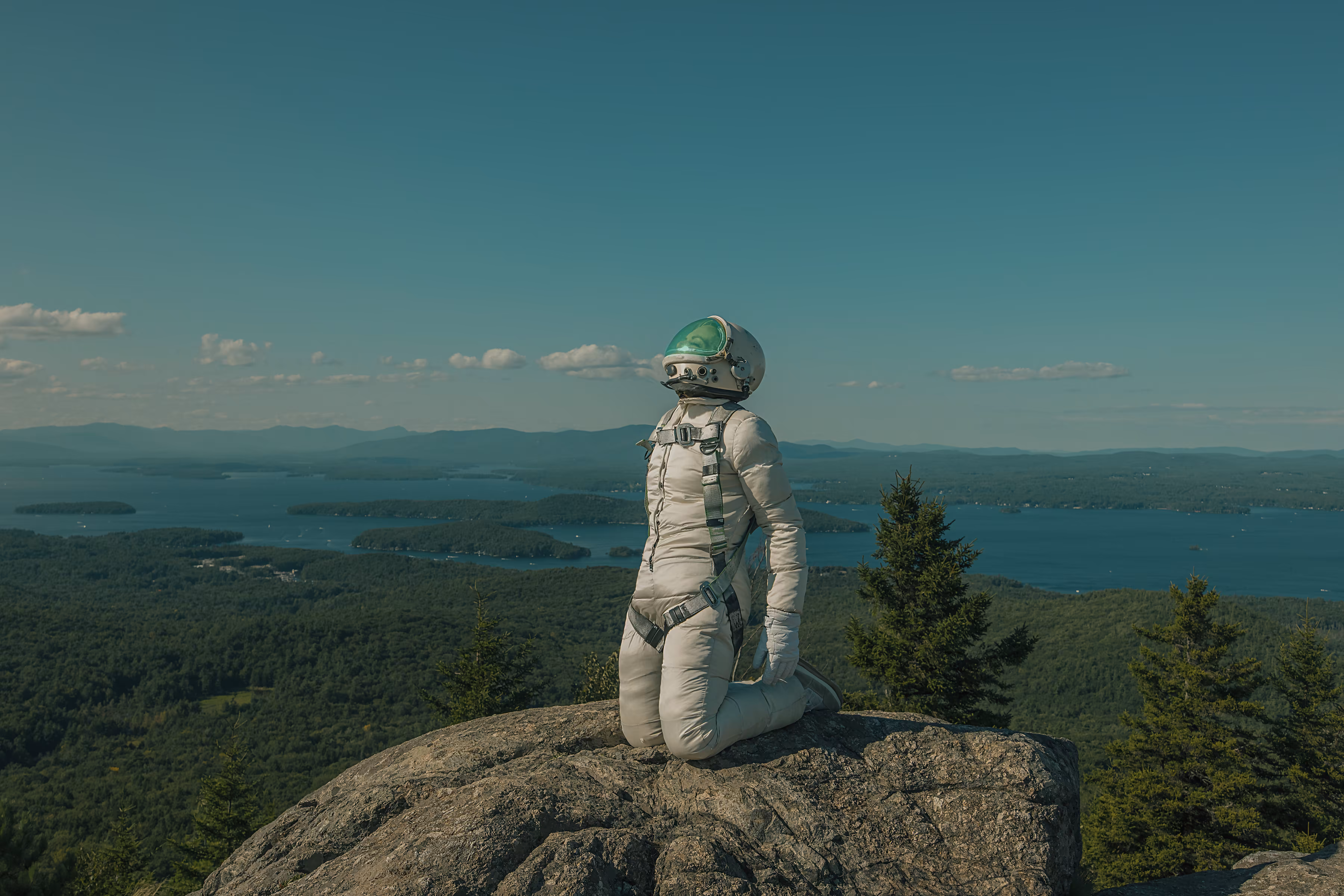 The Lonely Astronaut - White Suit Edition: Take Me From This Place