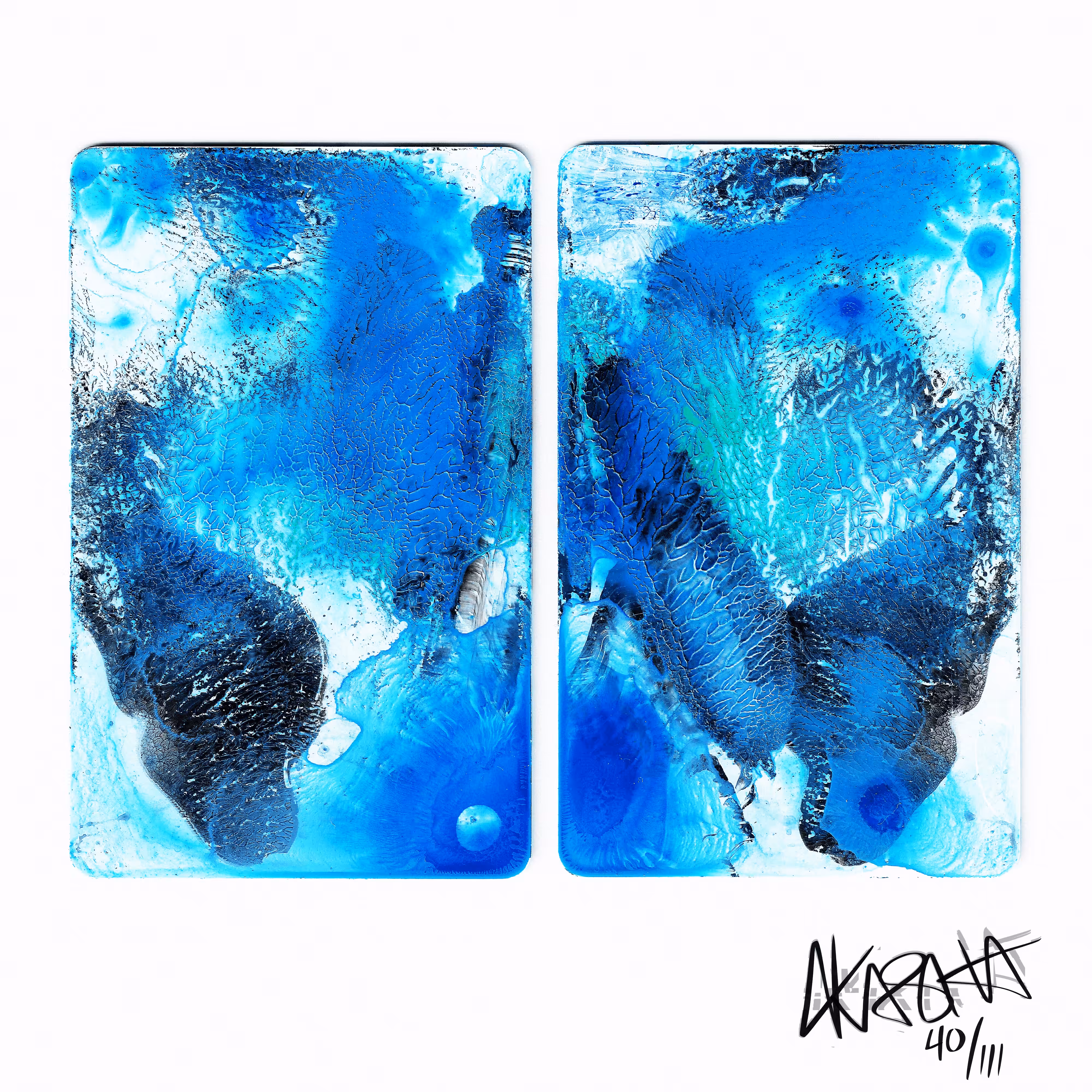 Micro Diptych: Deep Blue