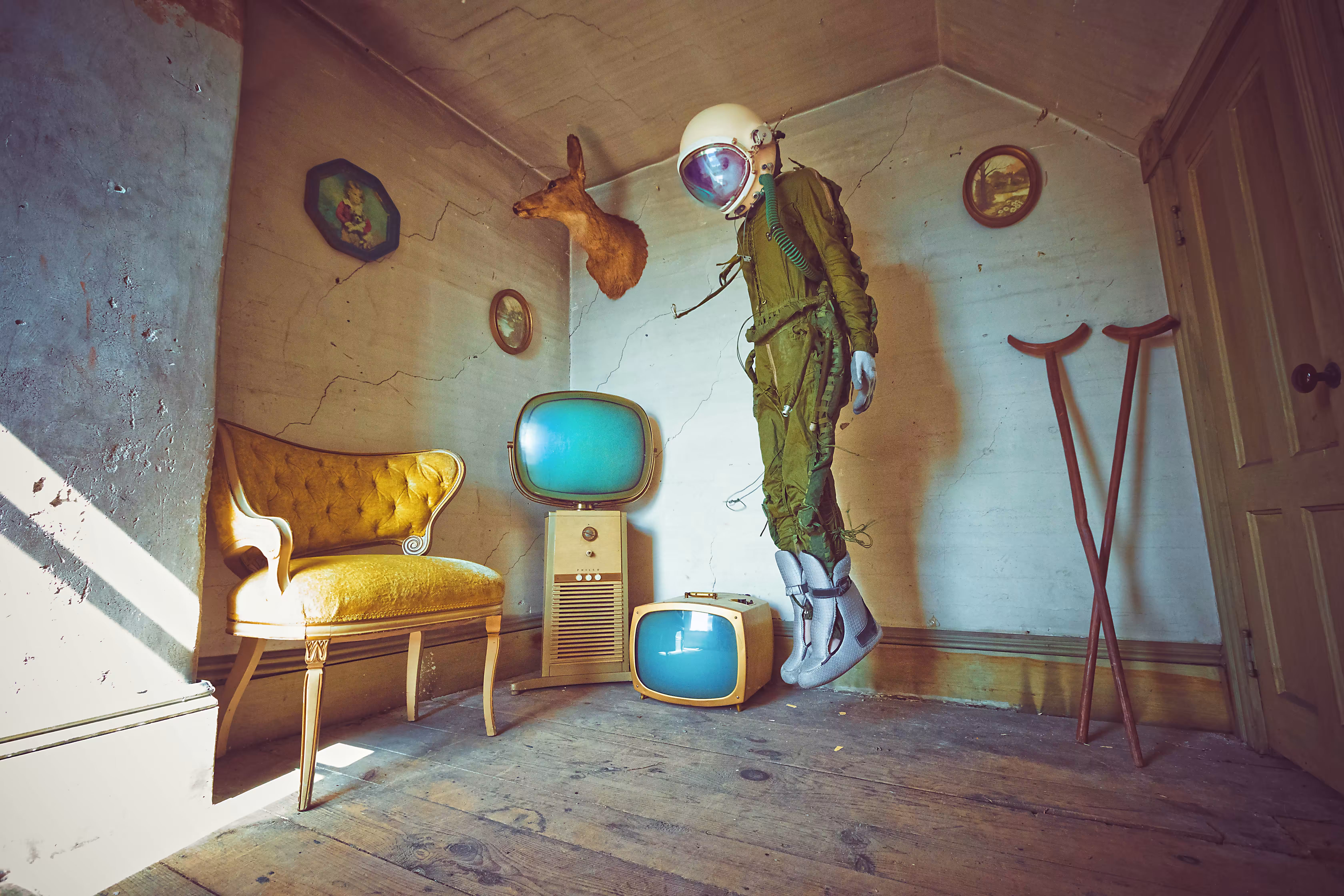 The Lonely Astronaut - Green Edition 11