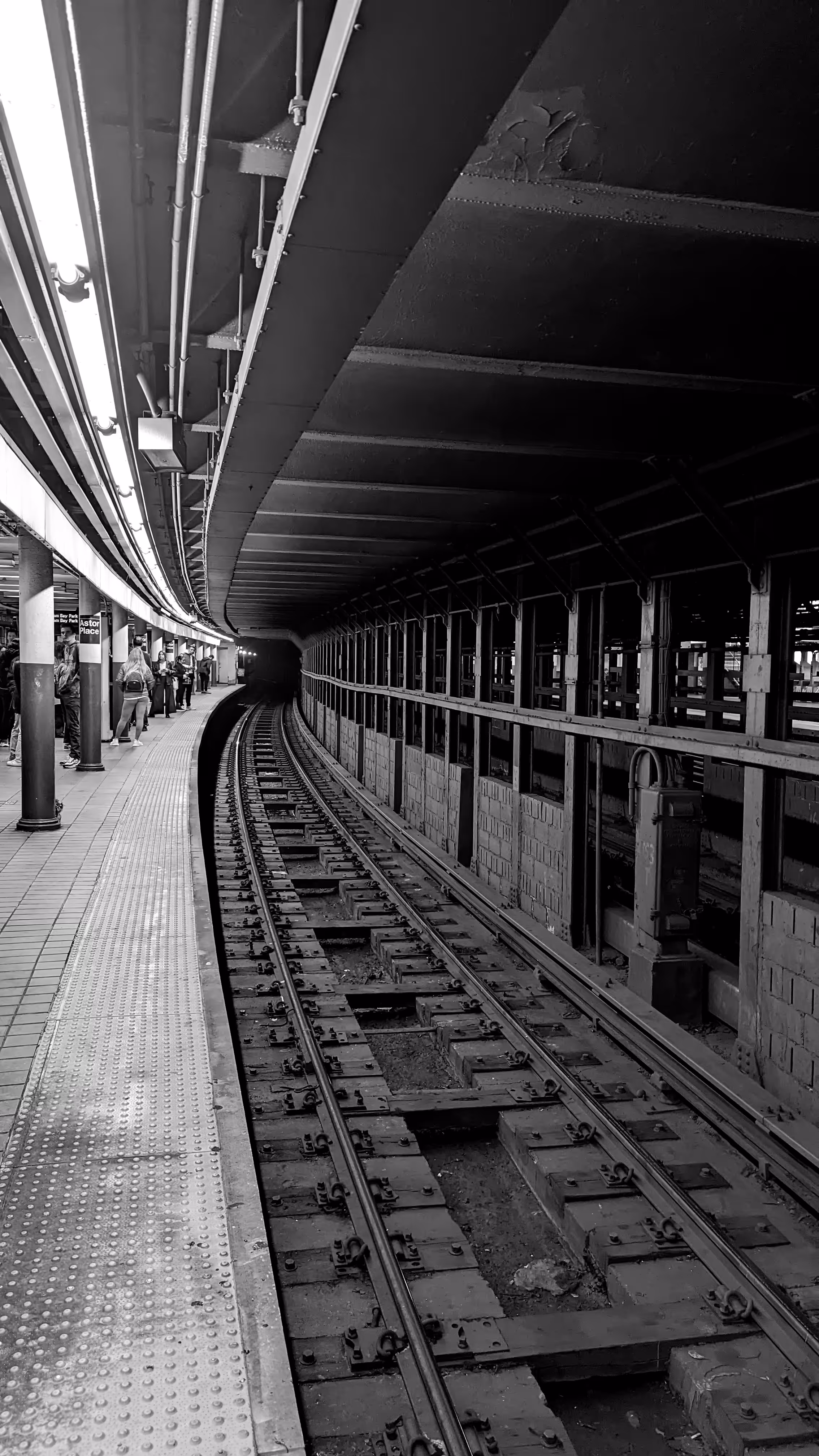 Astor Place Station - The Curve