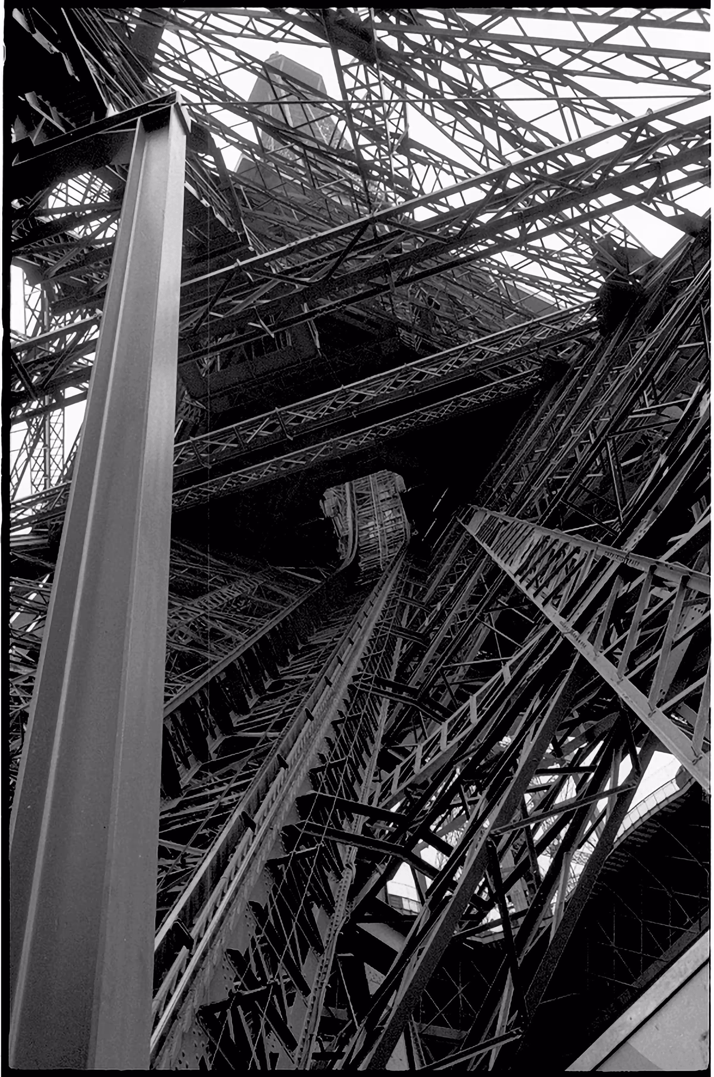 Eiffel Tower (Paris, 1976)