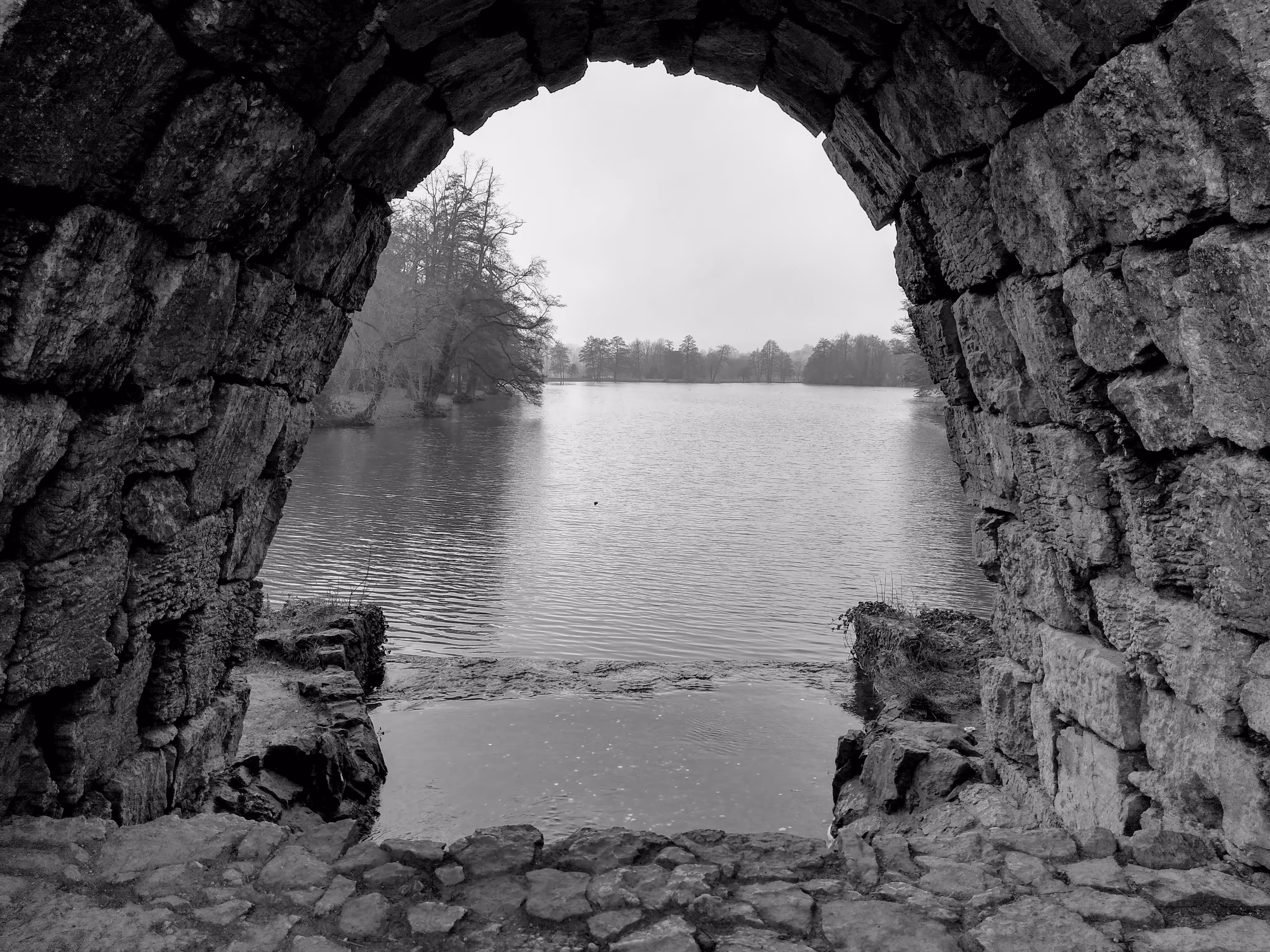 B&W #8 - The long view Stowe House, September 2021