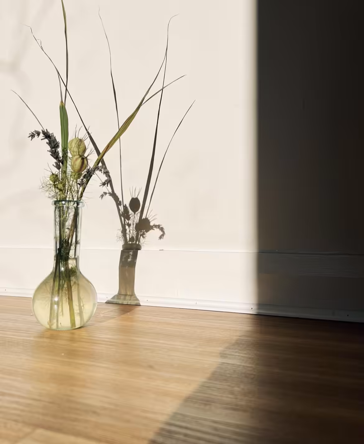 Rodeo posts: vintage beaker / still life