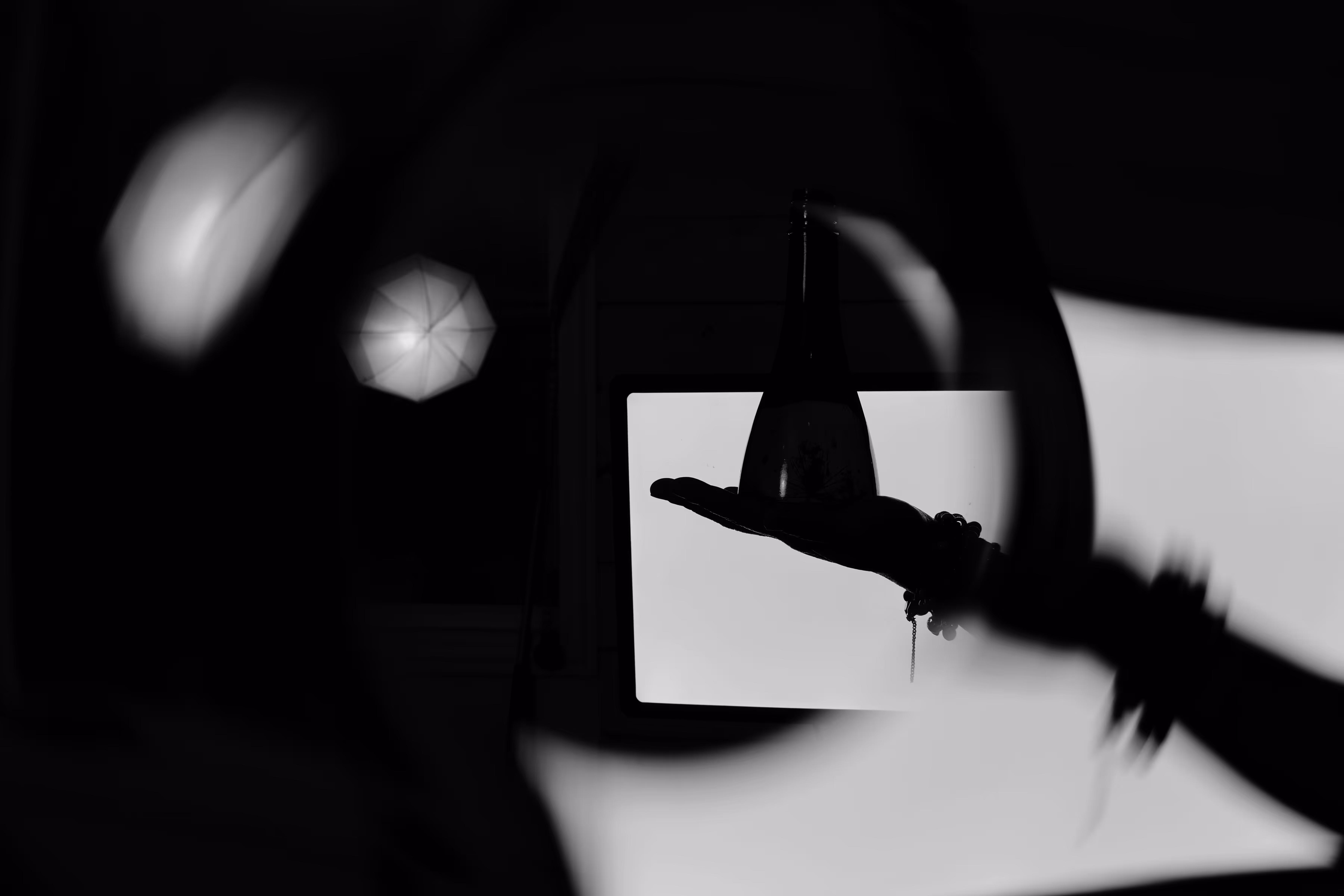 _divides the night