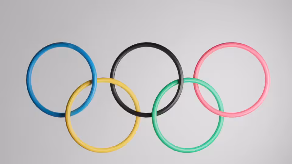 Tokyo 2020 Olympic Rings – Medal Count by Continent