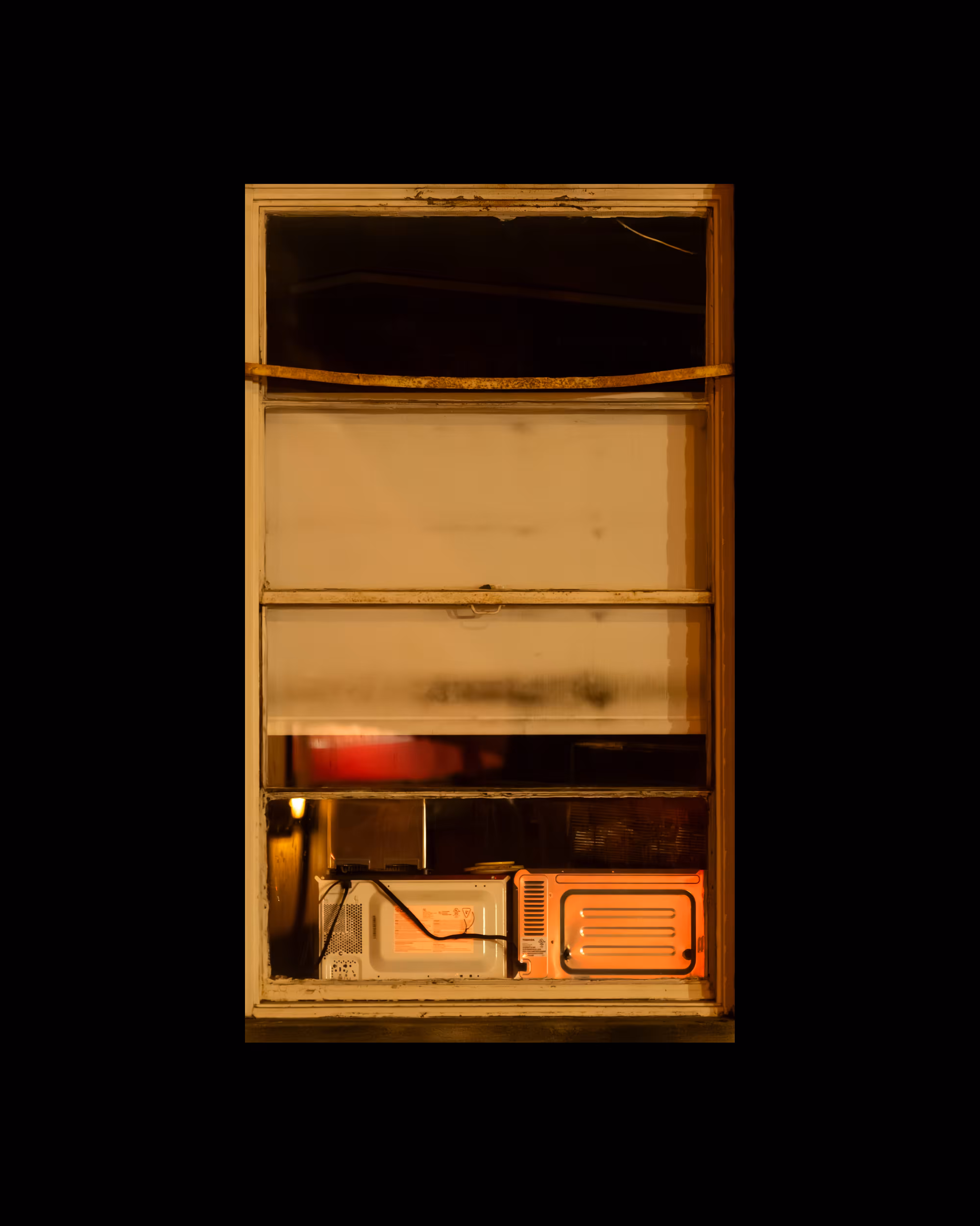 WINDOW 779