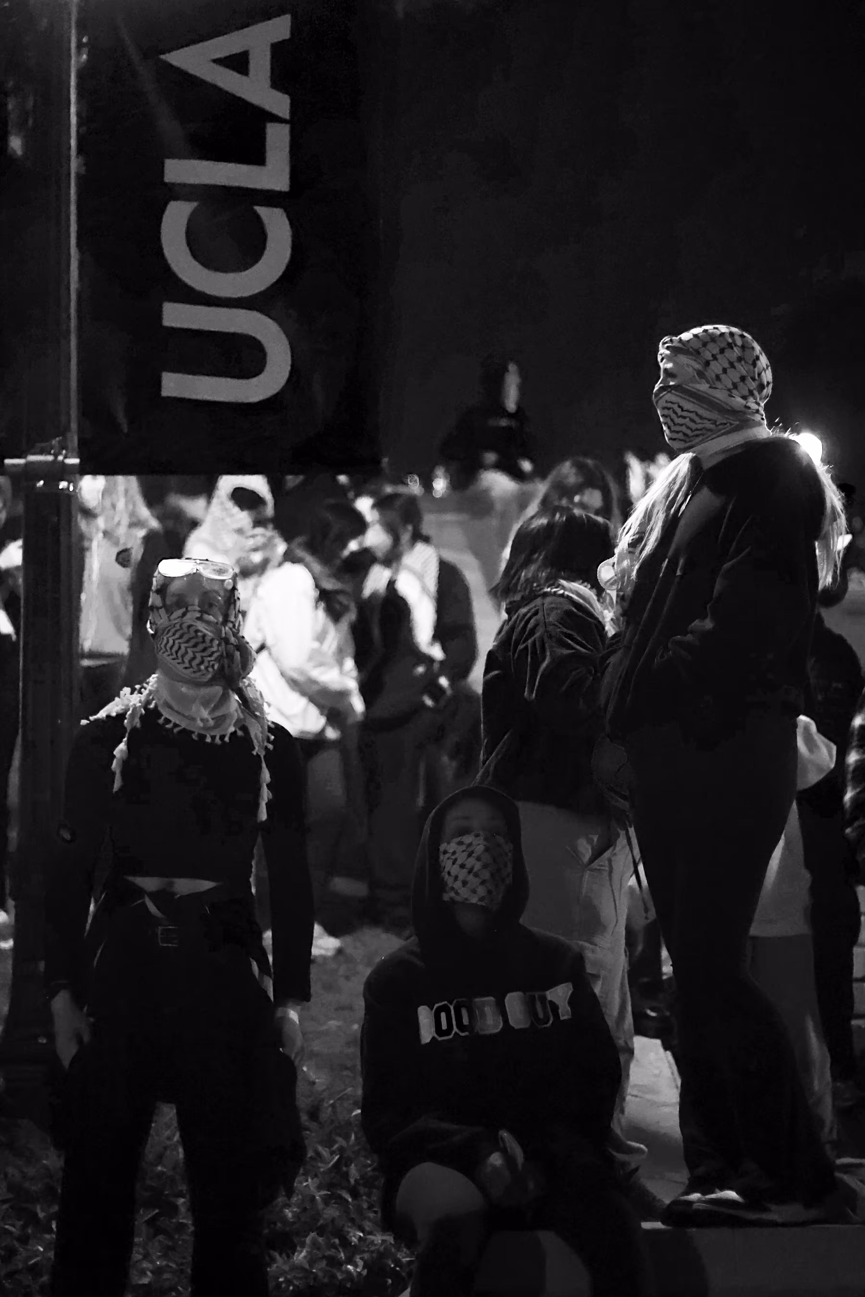 LA Editorial: Taking a Stand