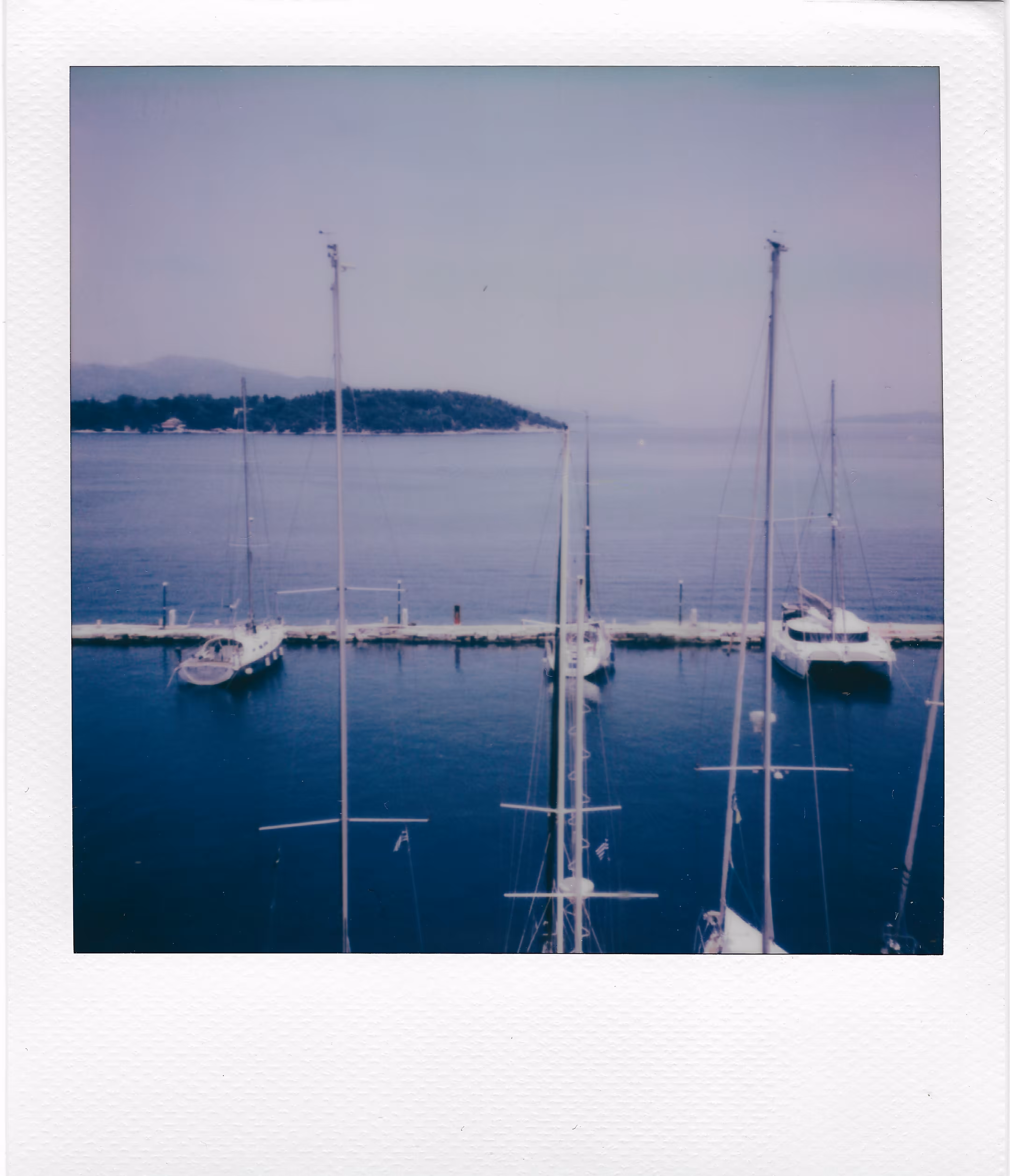 Tamed yacht horizon