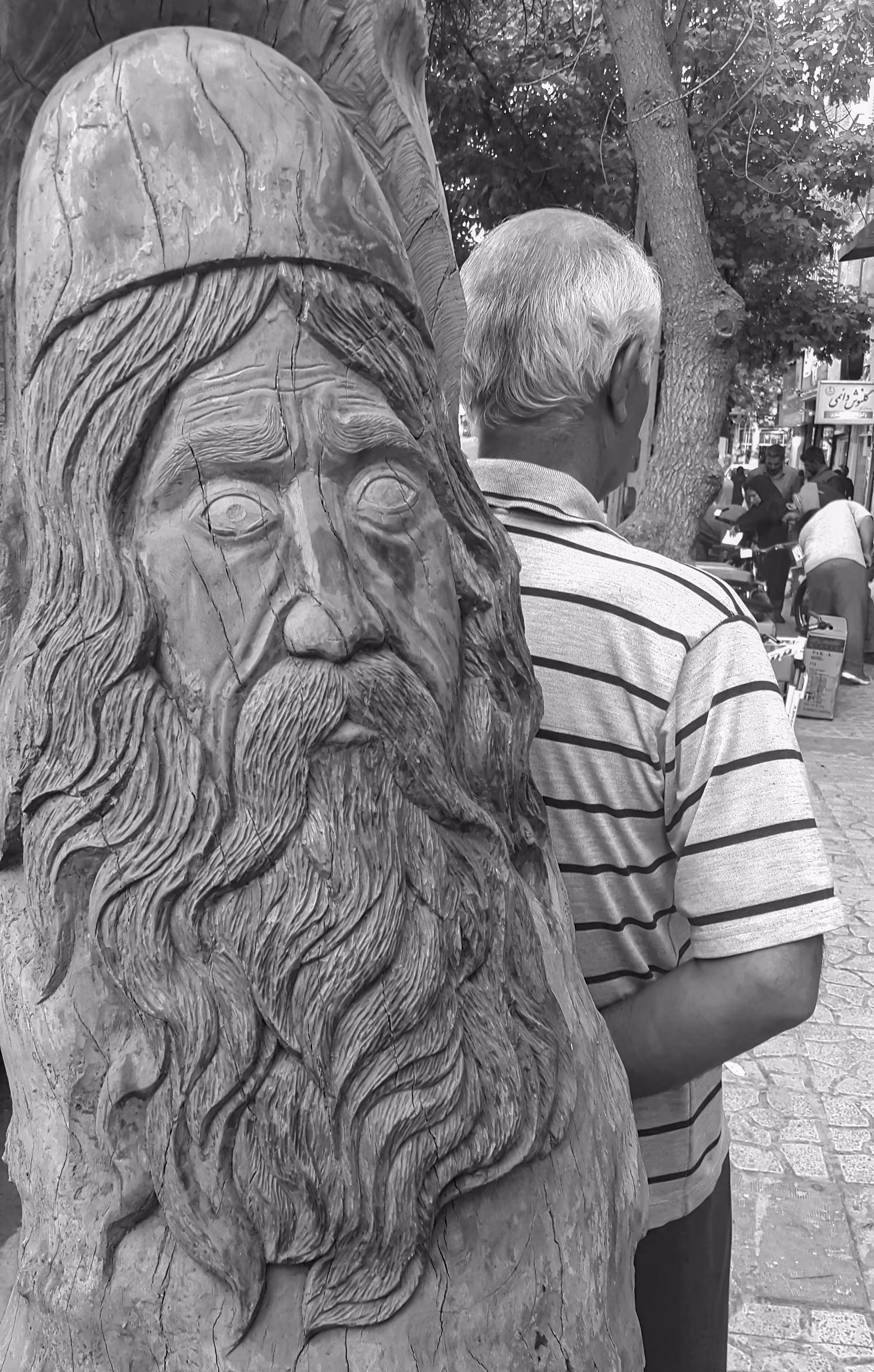 The Happy Valley: Street photography