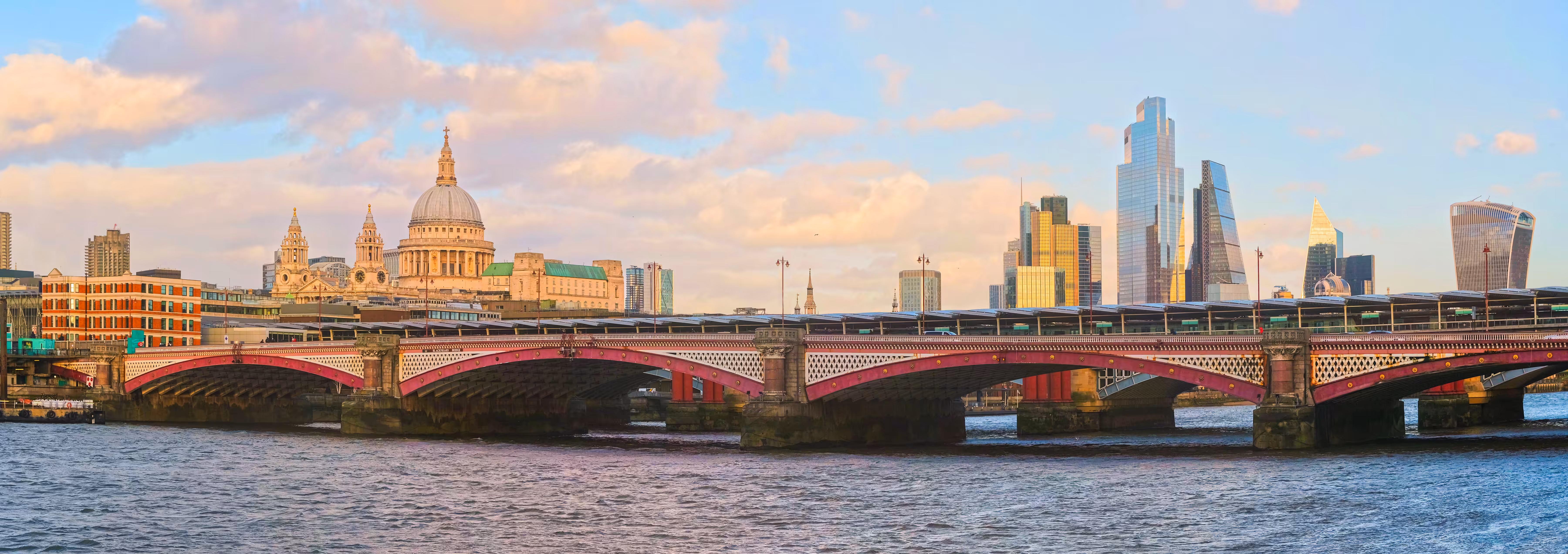 London panorama with the St Paul's Cathedral 
