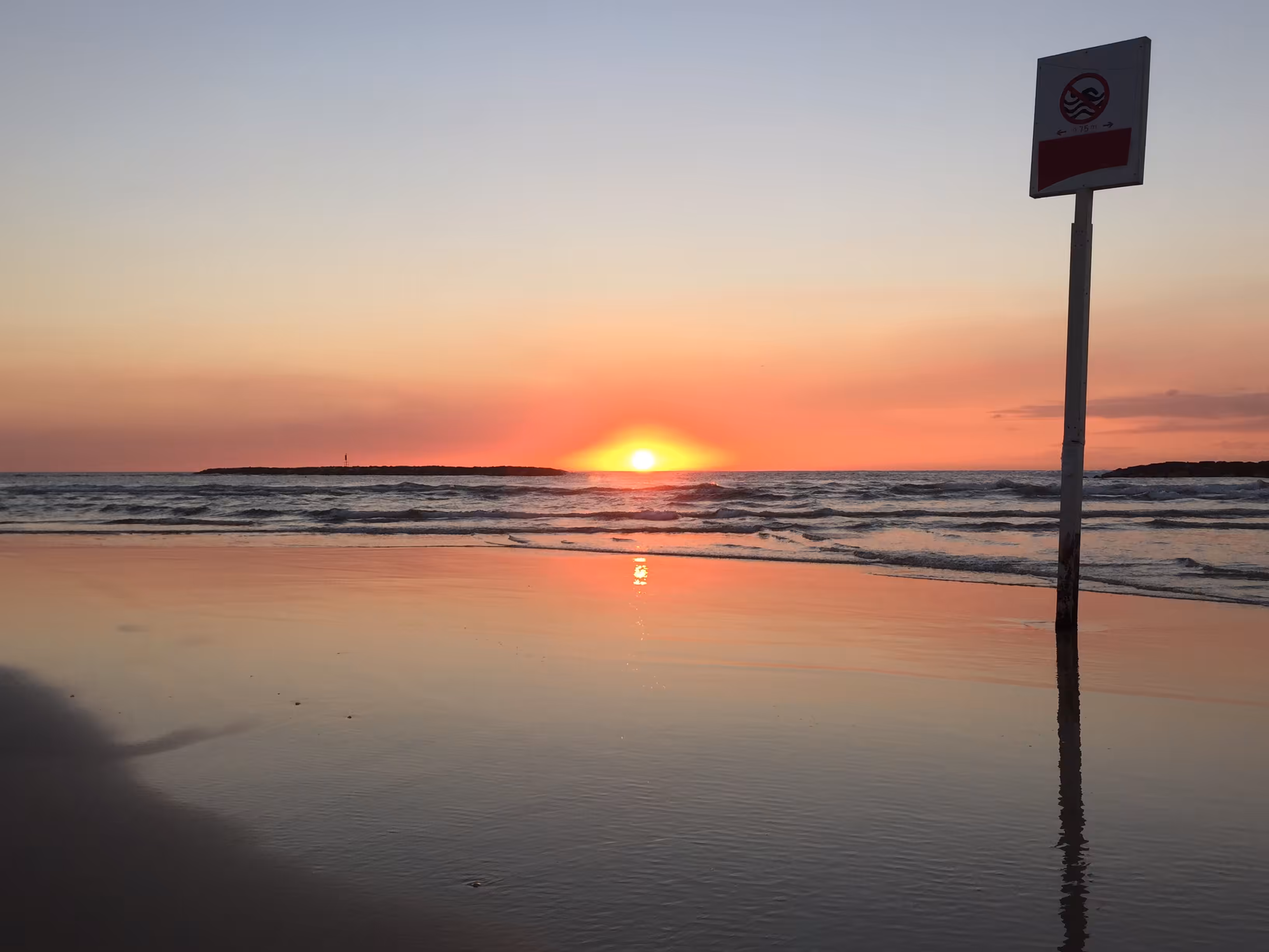 Sun Block Original #4 Don't swim during sunset